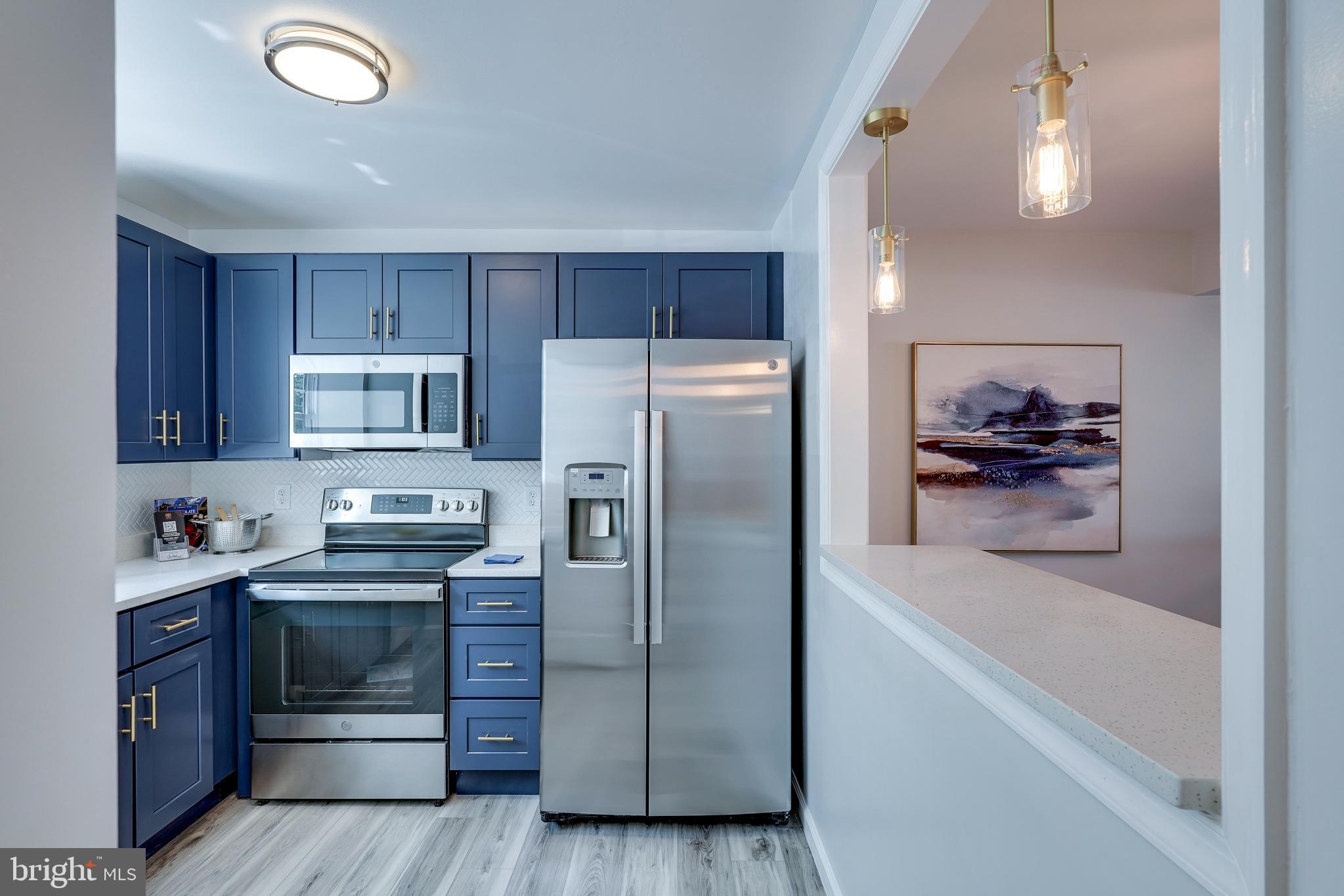 LONDON WOODS - Residential