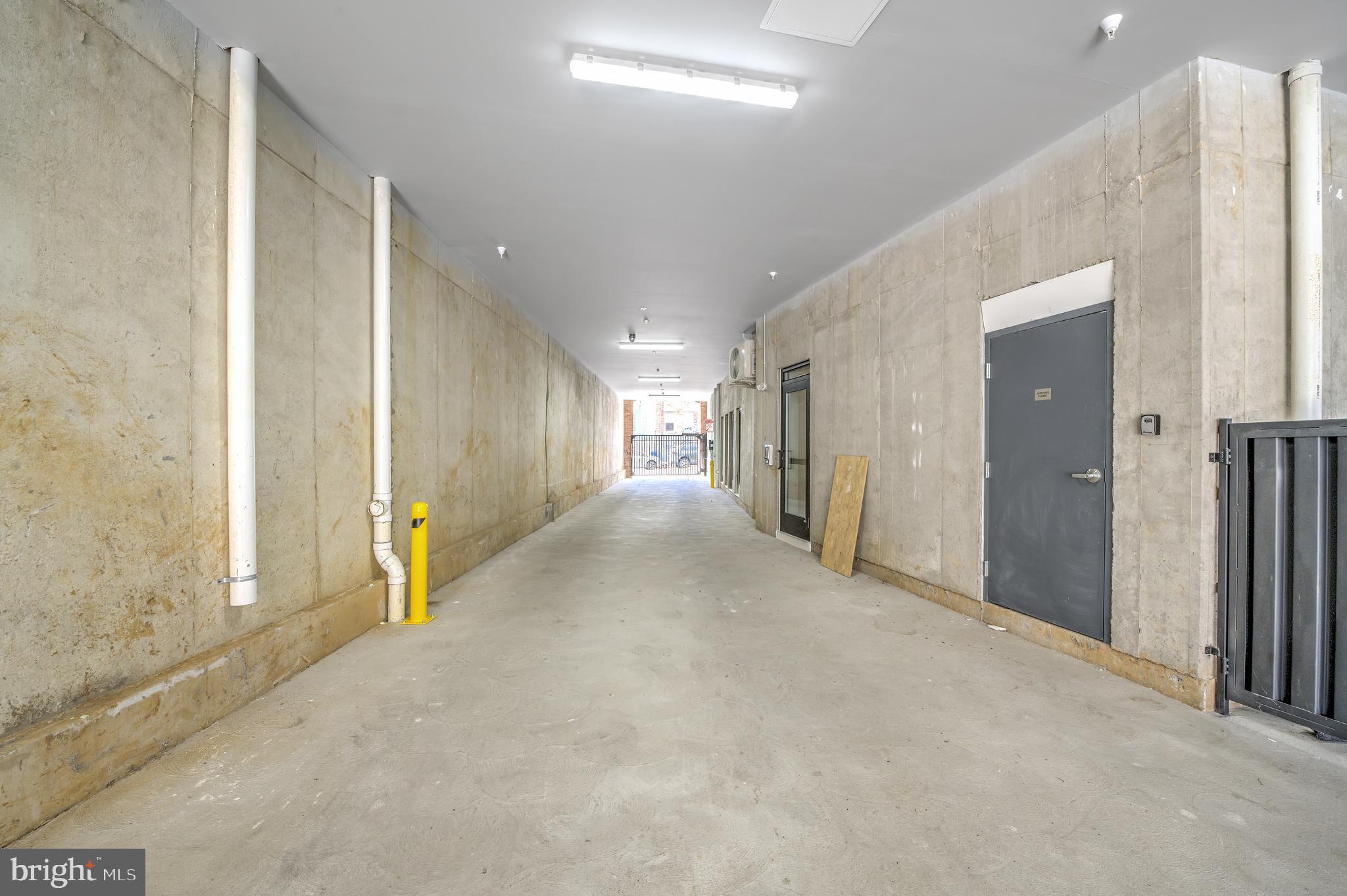 GRADUATE HOSPITAL - Residential Lease