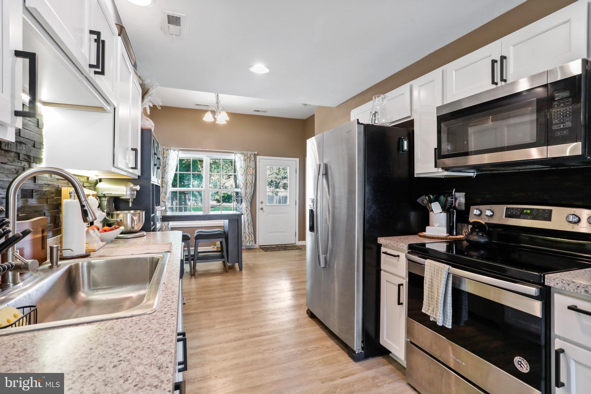 FAIRGROUND HEIGHTS - Residential