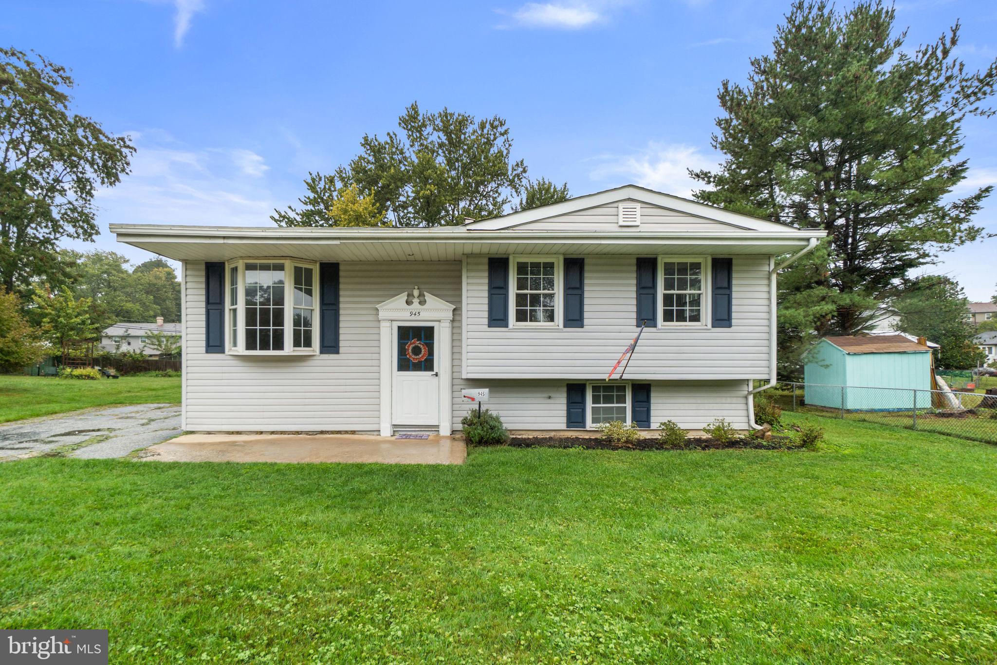 945 SHIRLEY MANOR ROAD