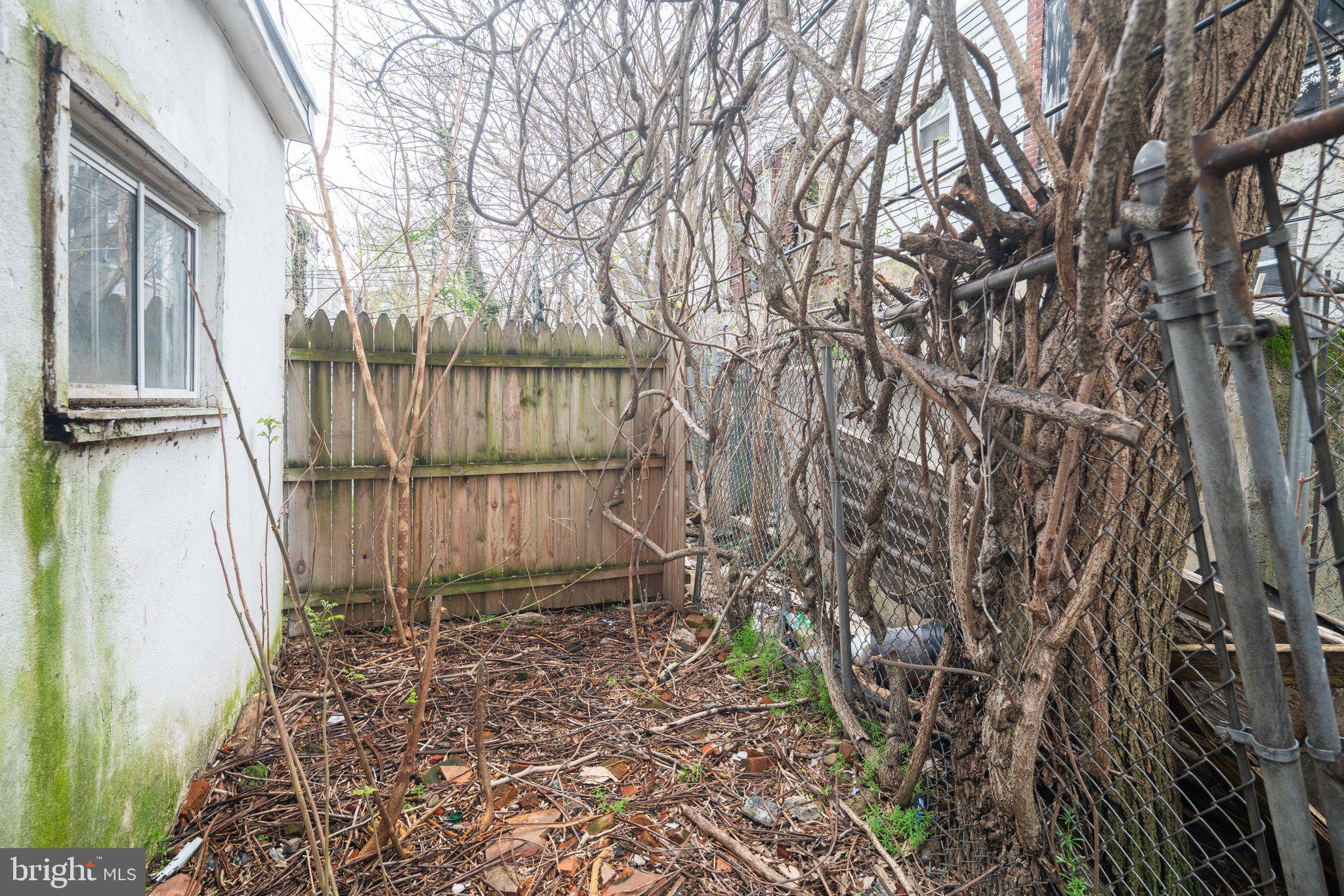 WEST PHILADELPHIA - Residential