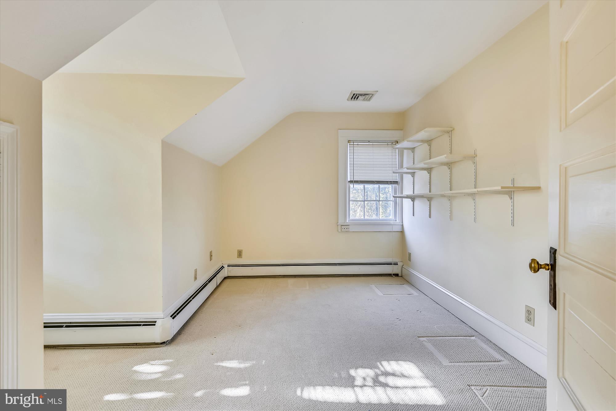 RUXTON - Residential