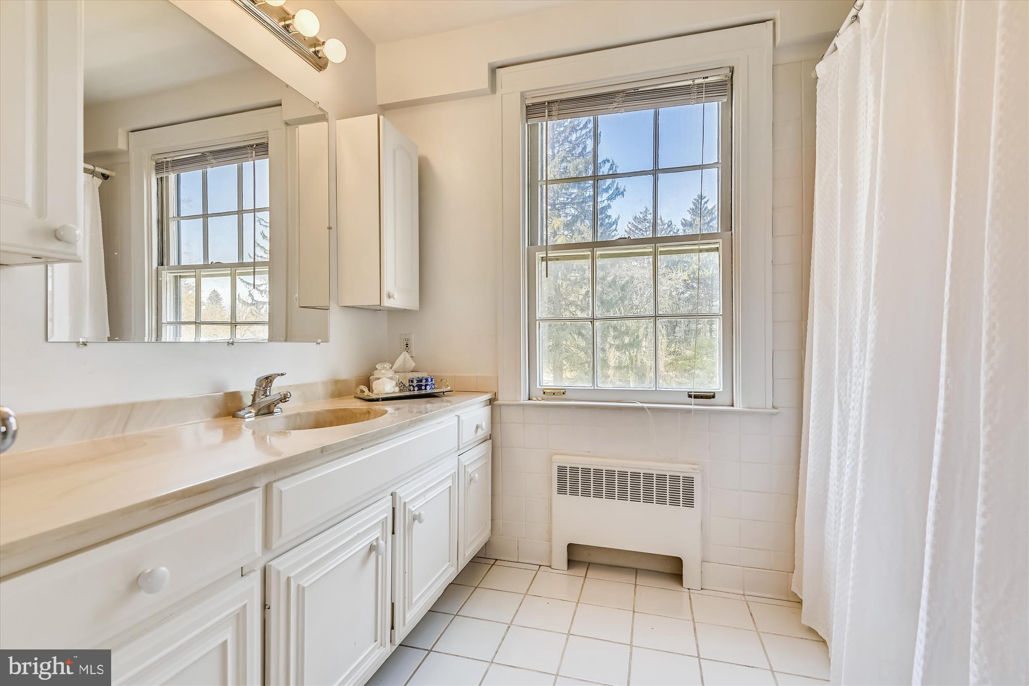 RUXTON - Residential