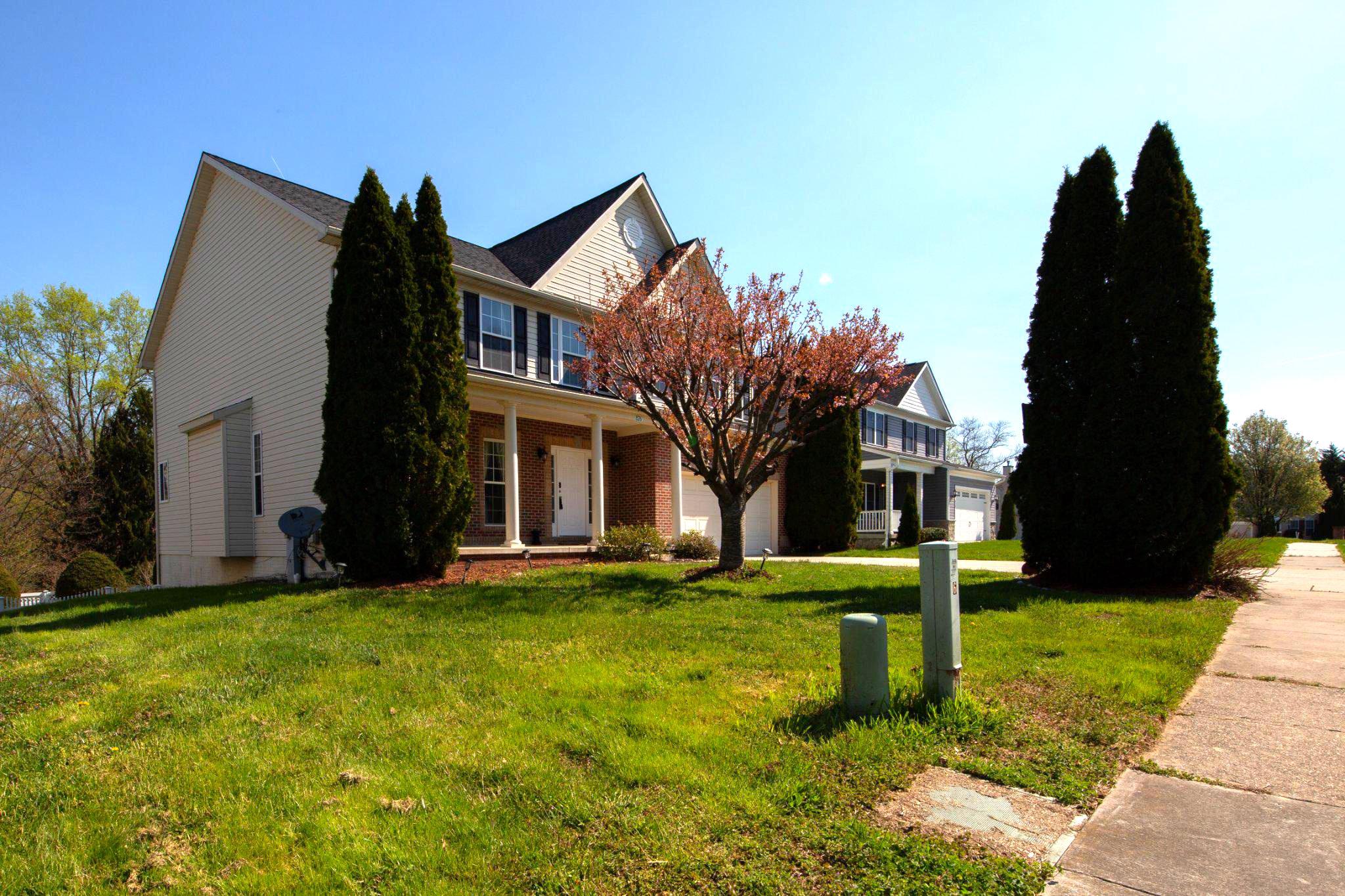 VILLAGE OF BYNUM RUN ESTATES - Residential
