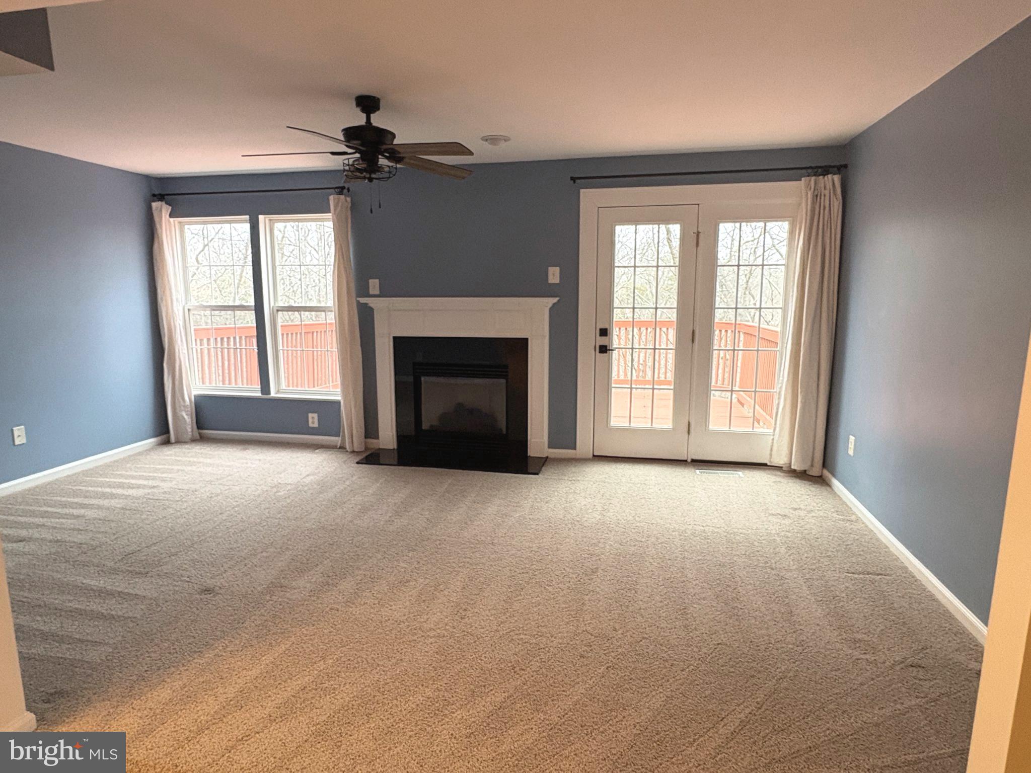 TURNBERRY VILLAGE - Residential Lease