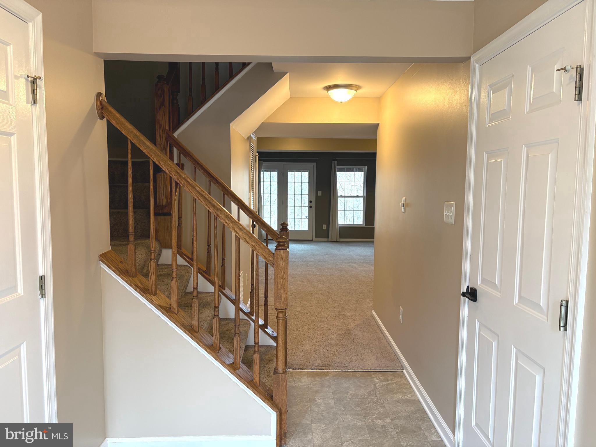 TURNBERRY VILLAGE - Residential Lease