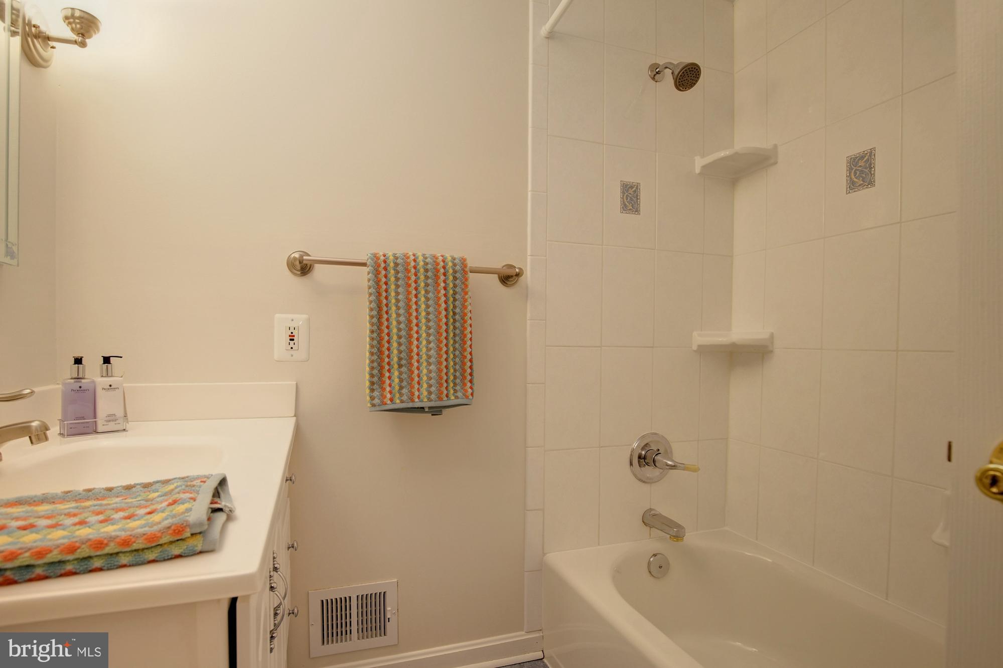 PLEASANT HILL - Residential