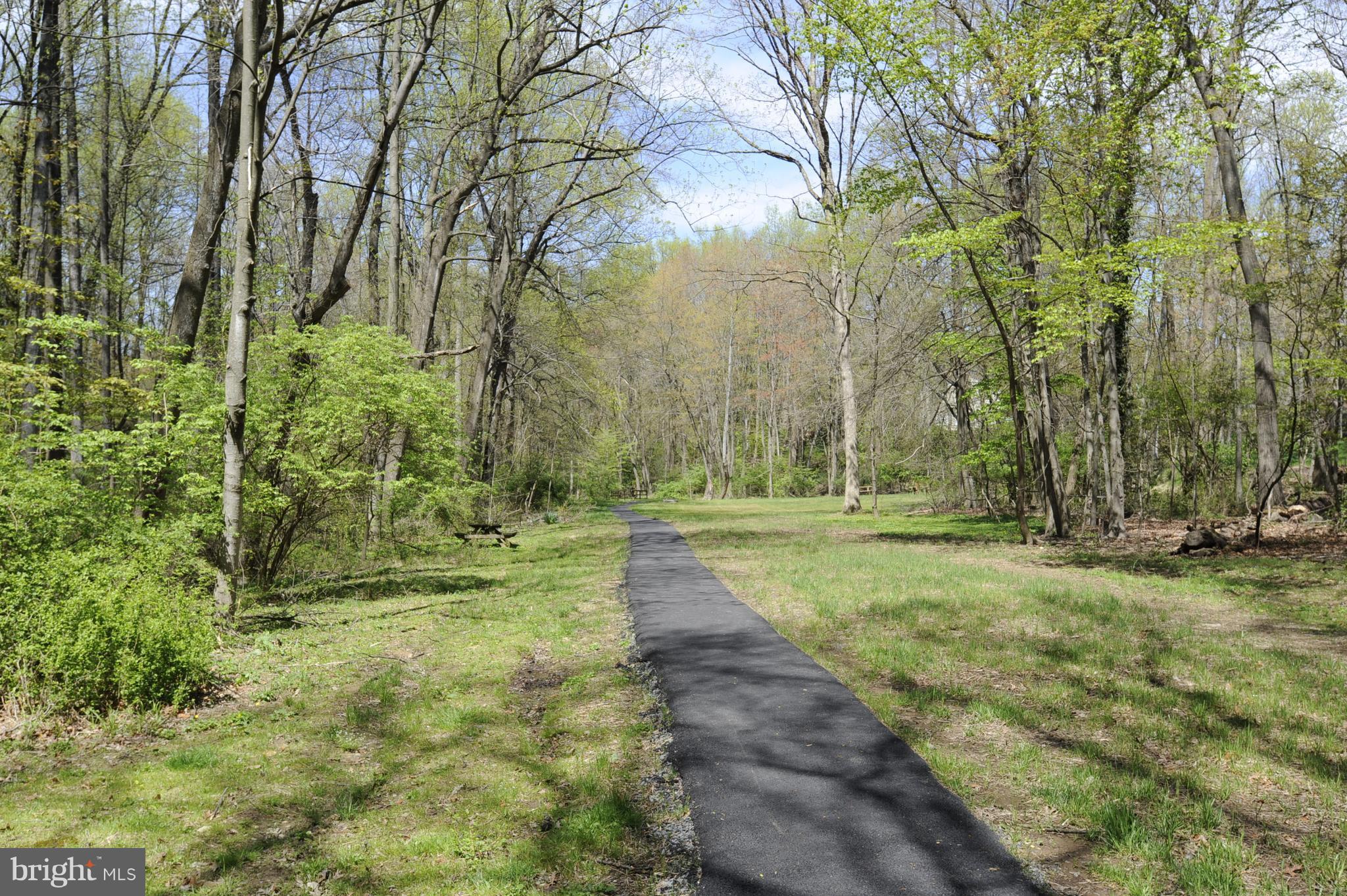 TANGLEWOOD - Residential