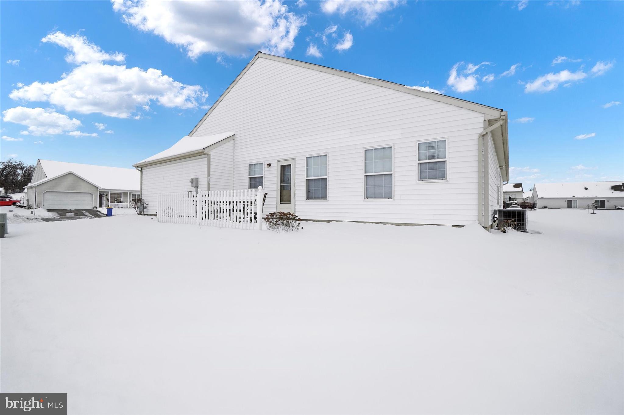 BROOKSTONE - Residential