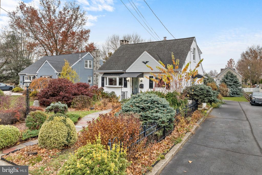 Photo of 316 Penn Avenue, SOUDERTON, PA 18964 (MLS # PAMC2161682)