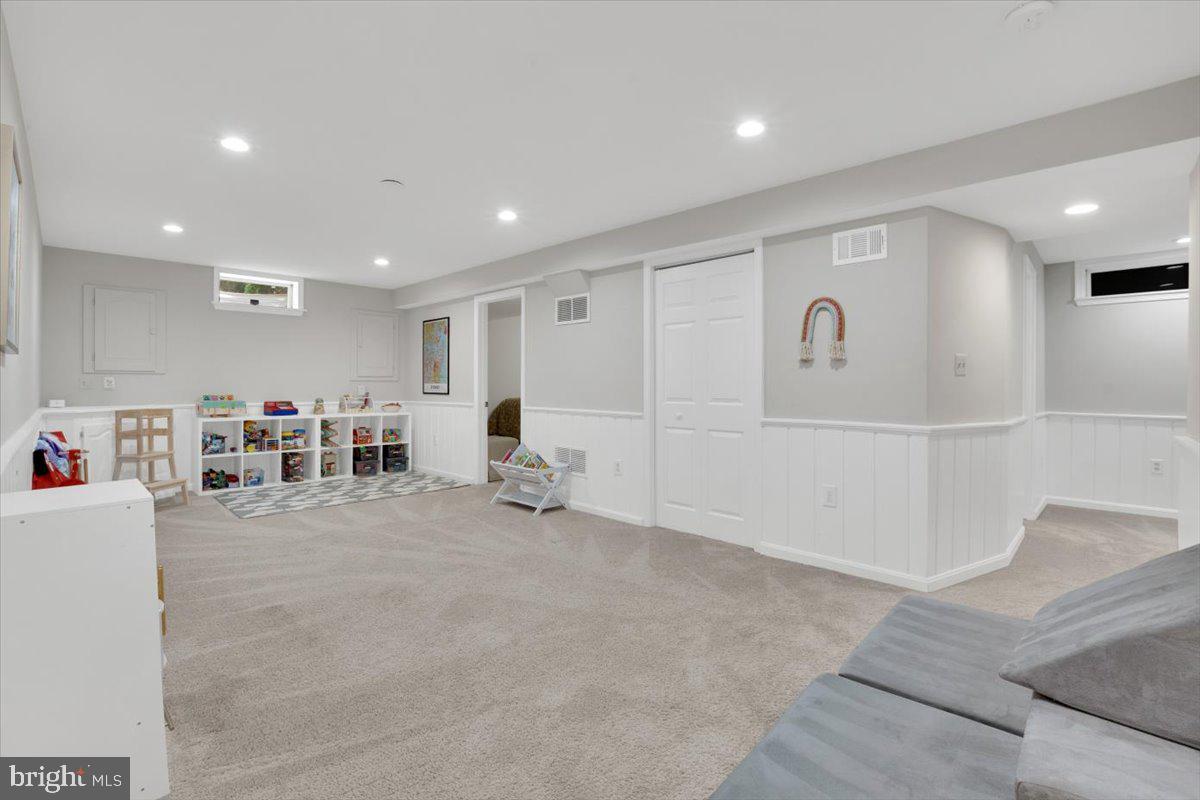 POLO FIELDS - Residential