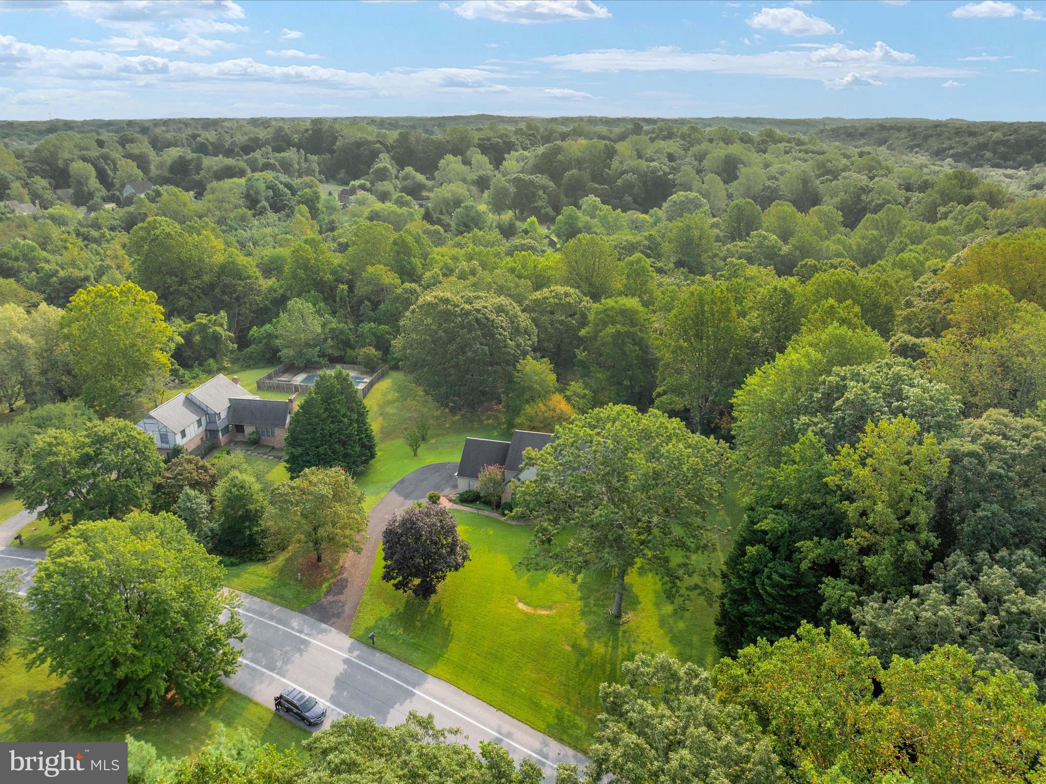 2033 HUNTWOOD DRIVE