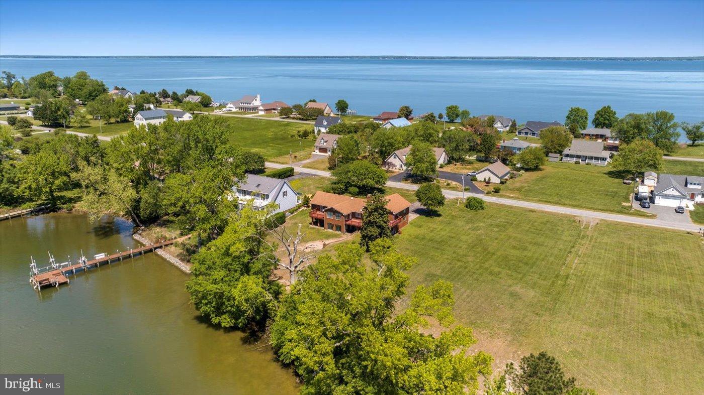 CABIN POINT / GLEBE HARBOR - Residential