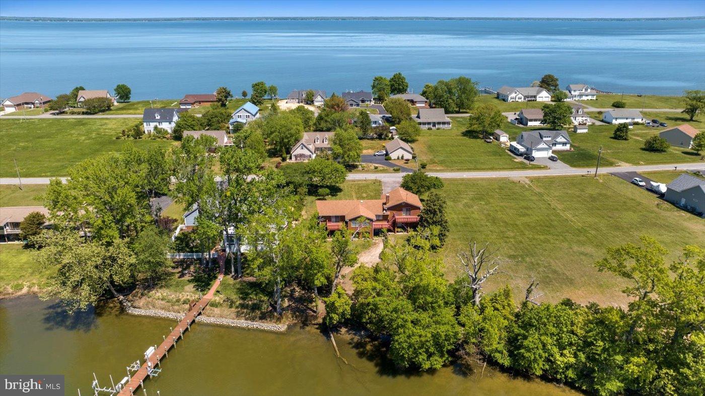 CABIN POINT / GLEBE HARBOR - Residential