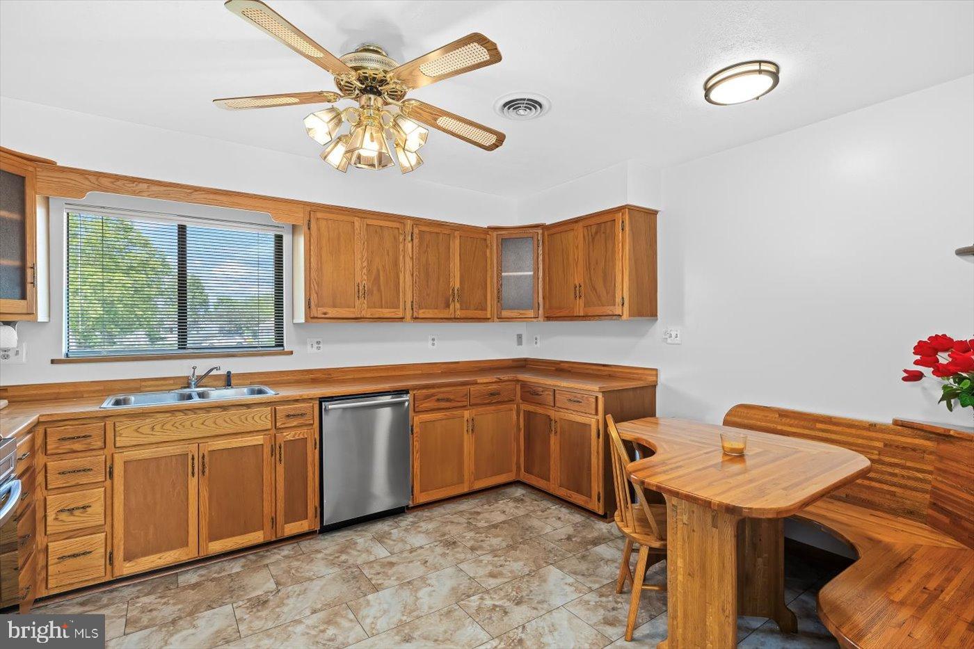 CABIN POINT / GLEBE HARBOR - Residential