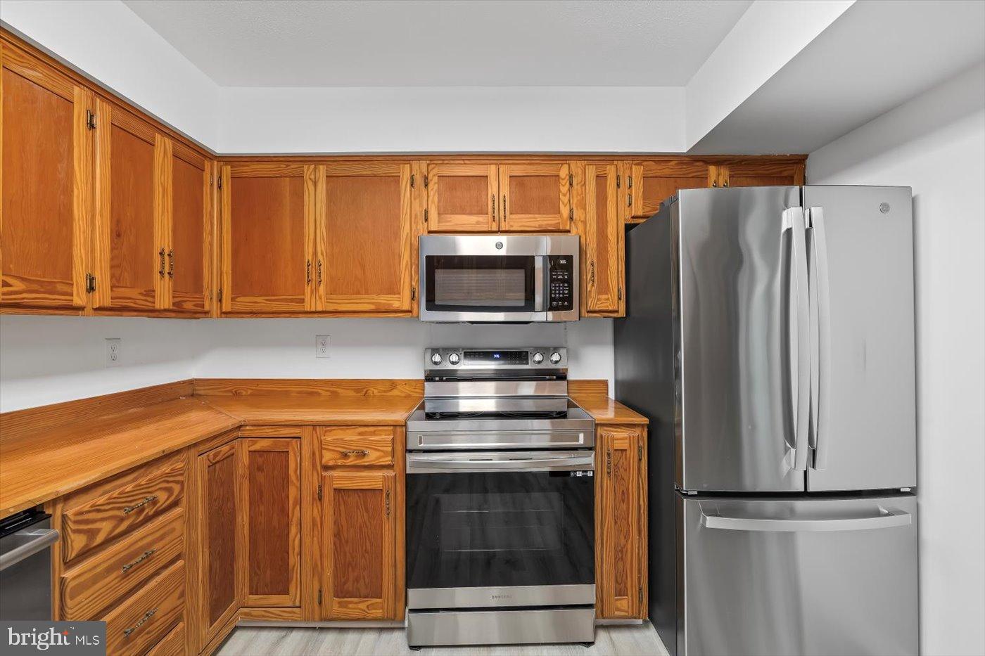 CABIN POINT / GLEBE HARBOR - Residential