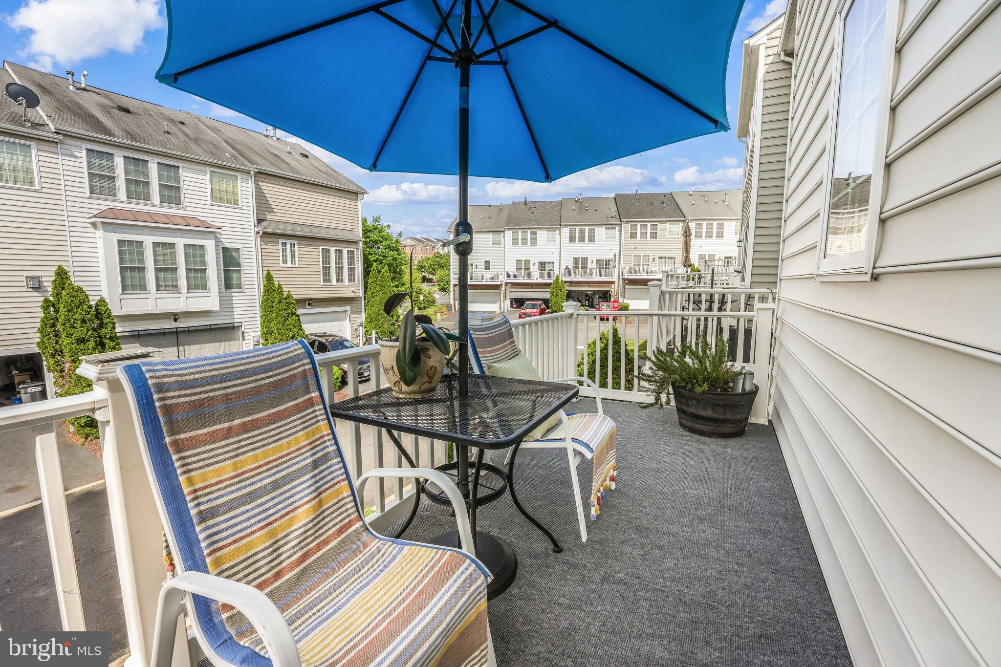 POTOMAC CLUB CONDOMINIUMS - Residential