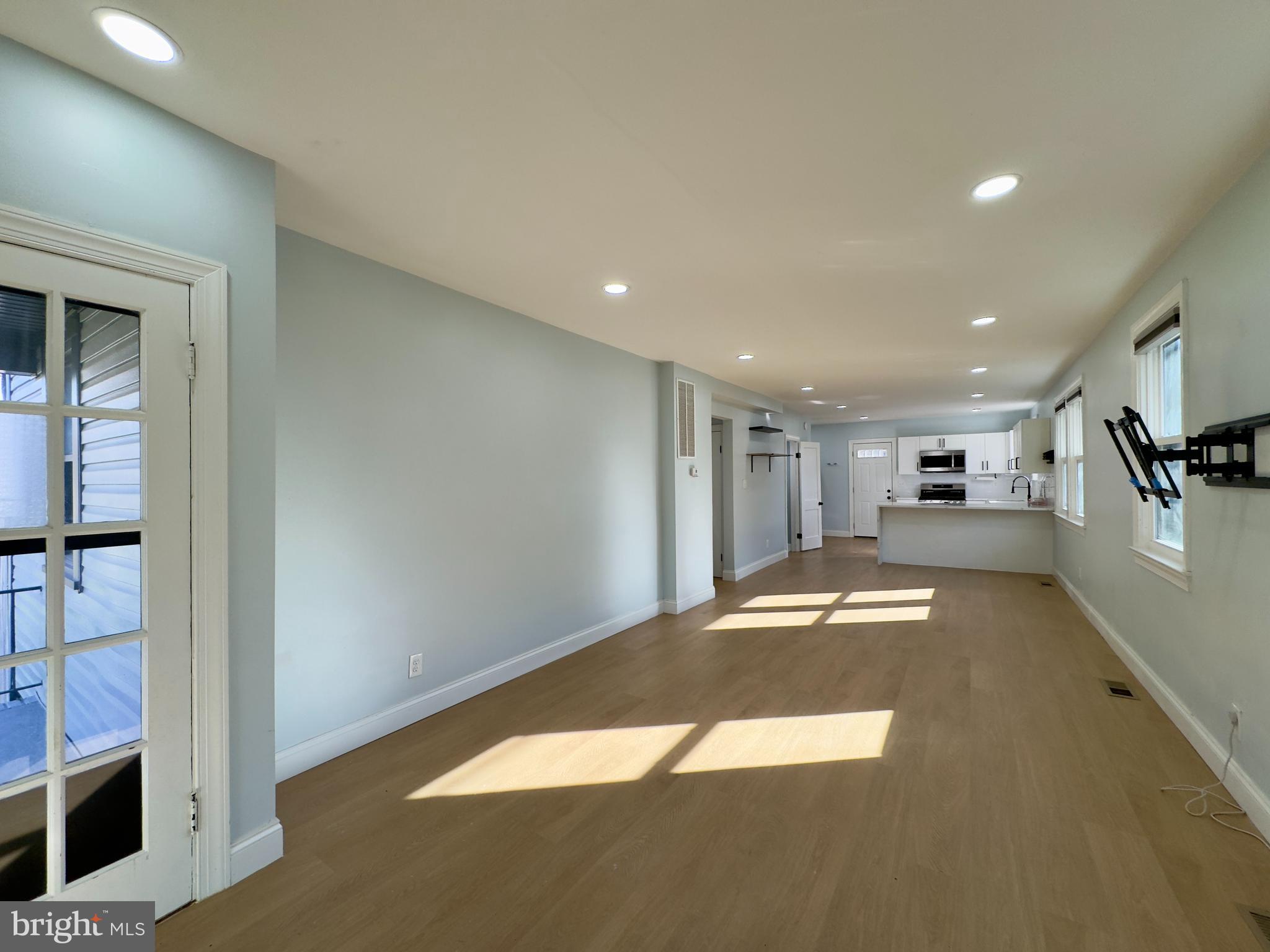 WOODLAWN - Residential Lease