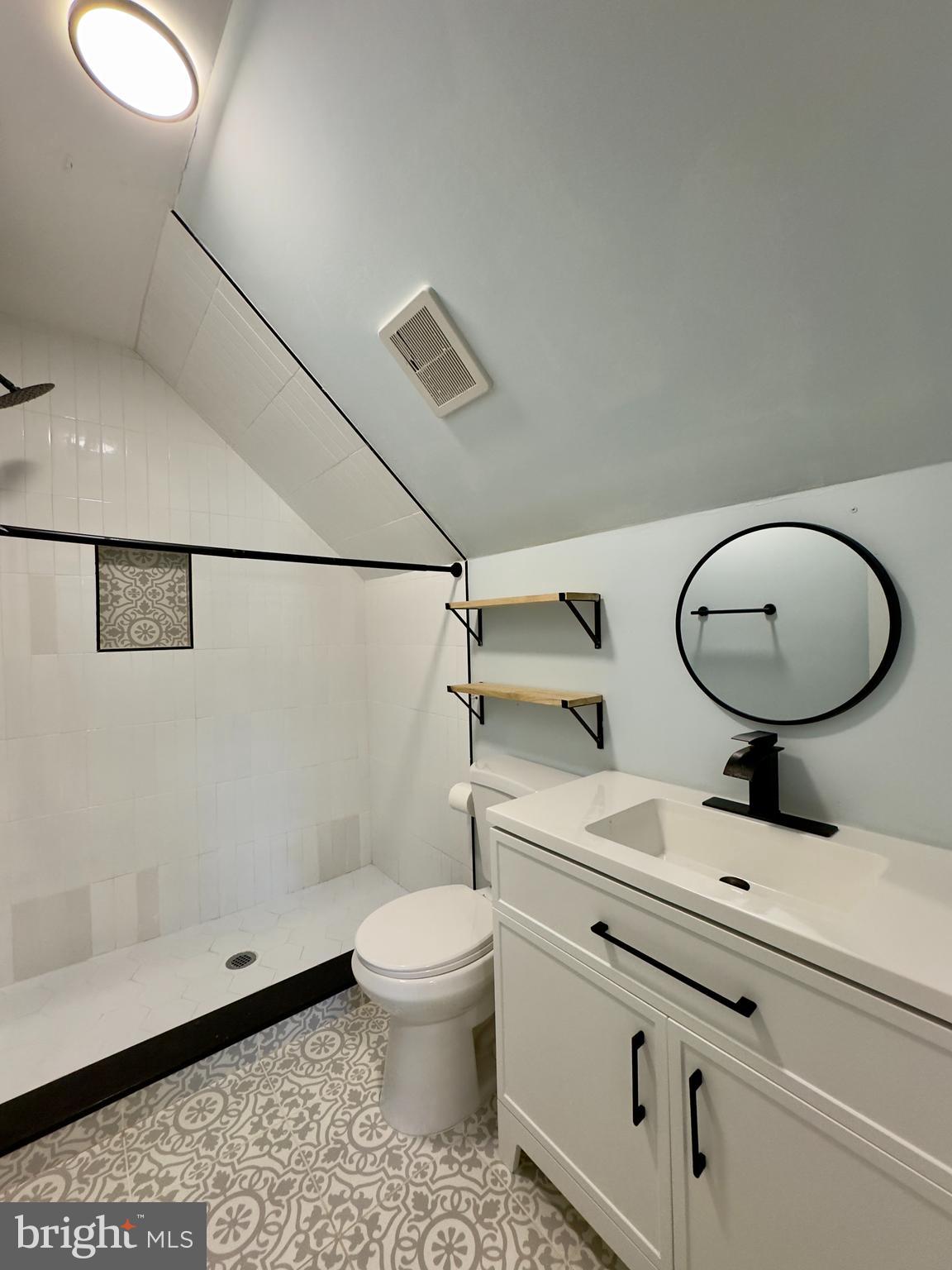 WOODLAWN - Residential Lease