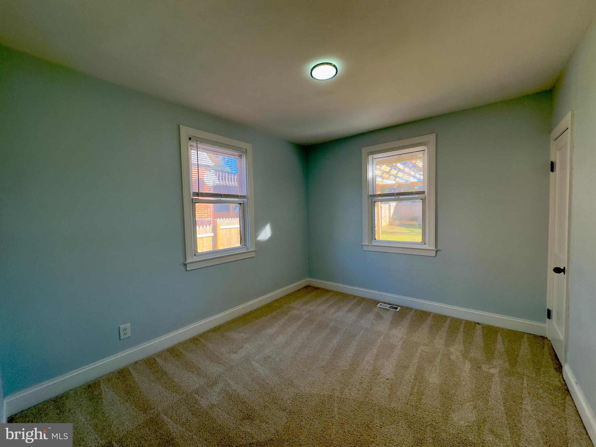 WOODLAWN - Residential Lease