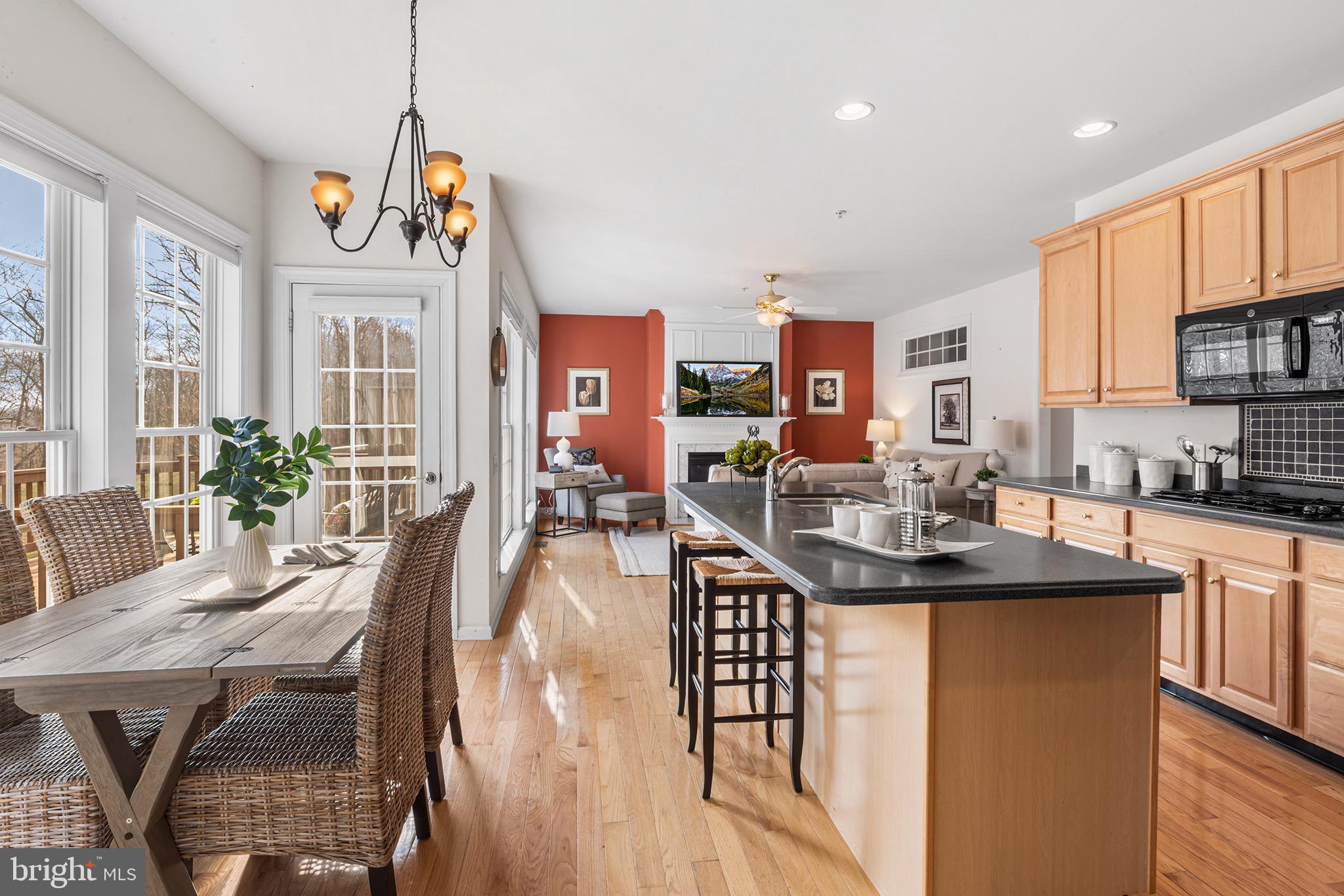 SPRINGTON POINTE WOODS - Residential