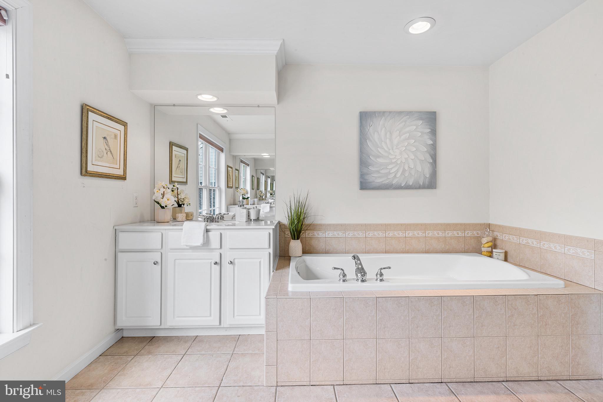 SPRINGTON POINTE WOODS - Residential