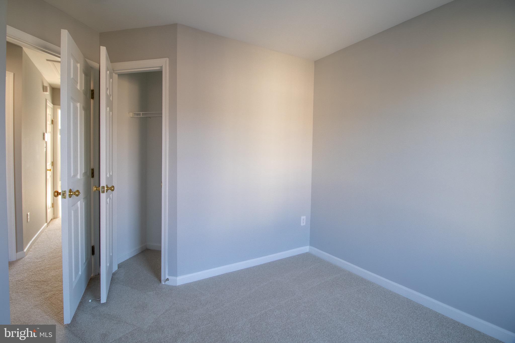 BROOKFIELD - Residential