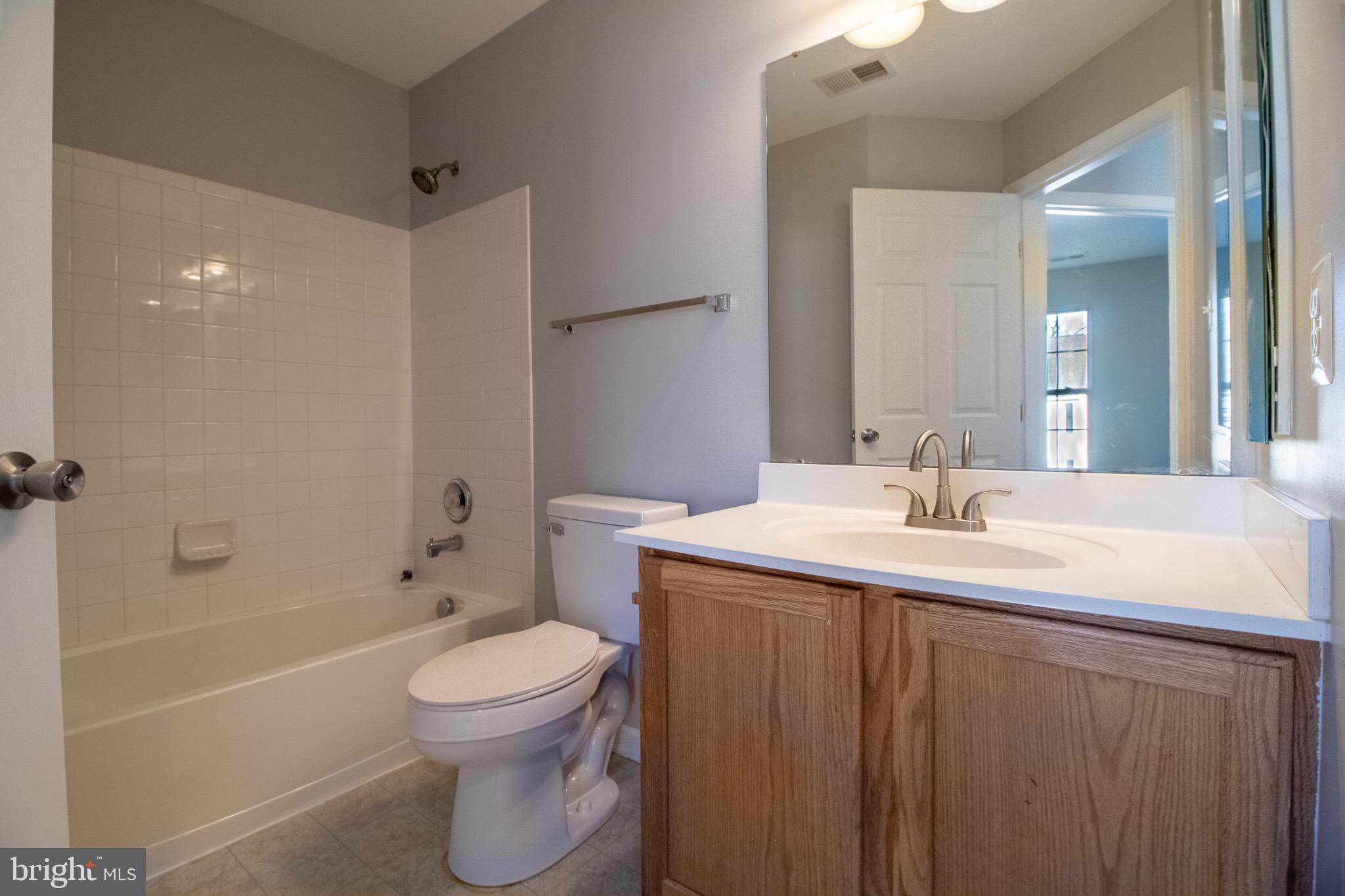 BROOKFIELD - Residential