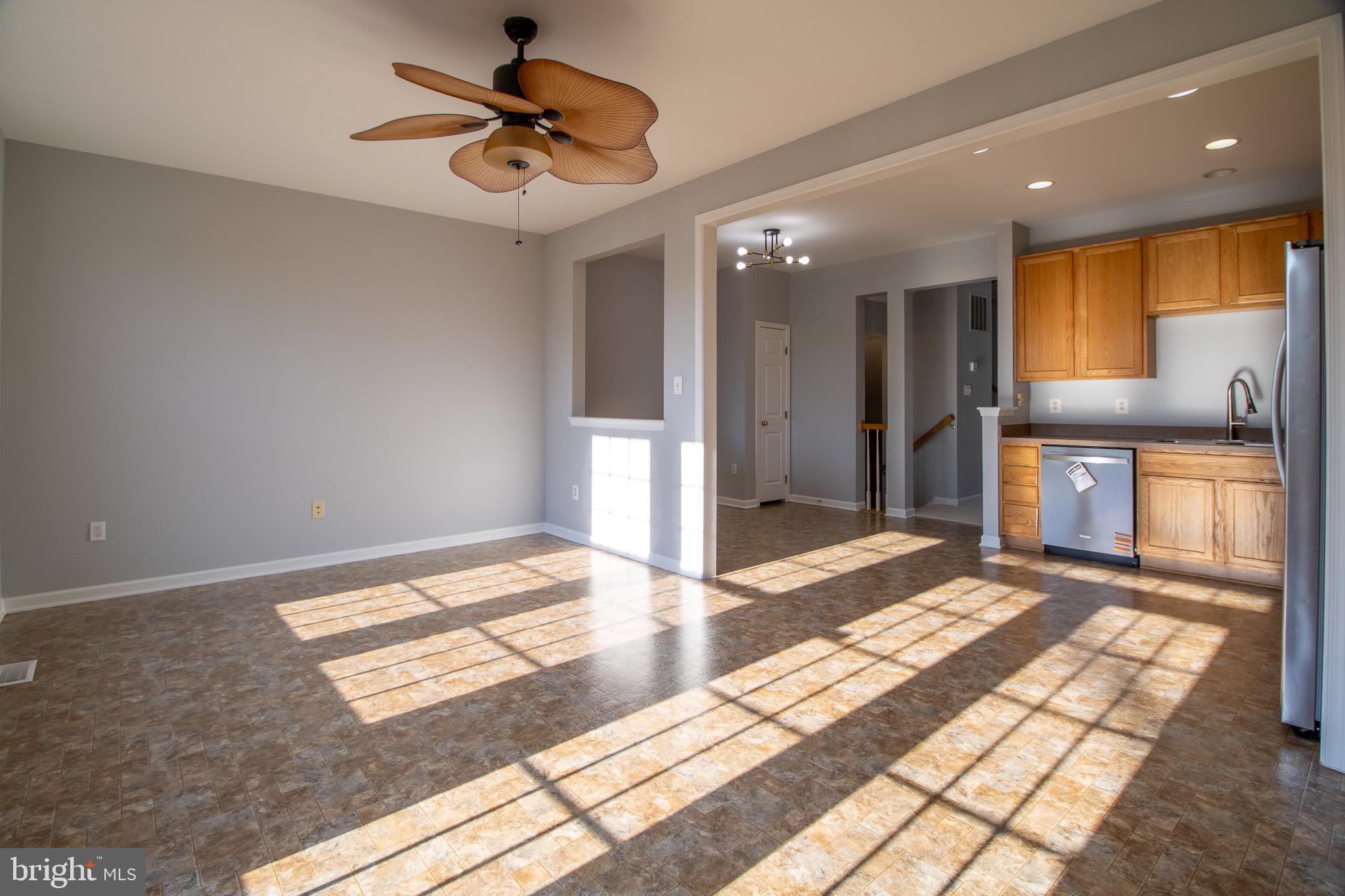 BROOKFIELD - Residential