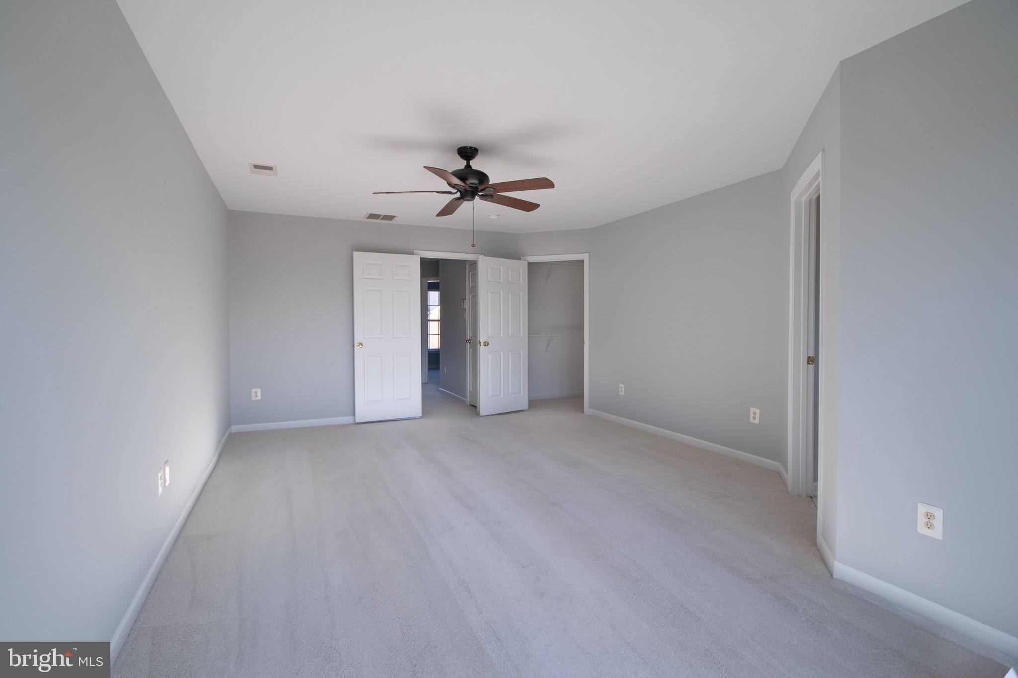 BROOKFIELD - Residential