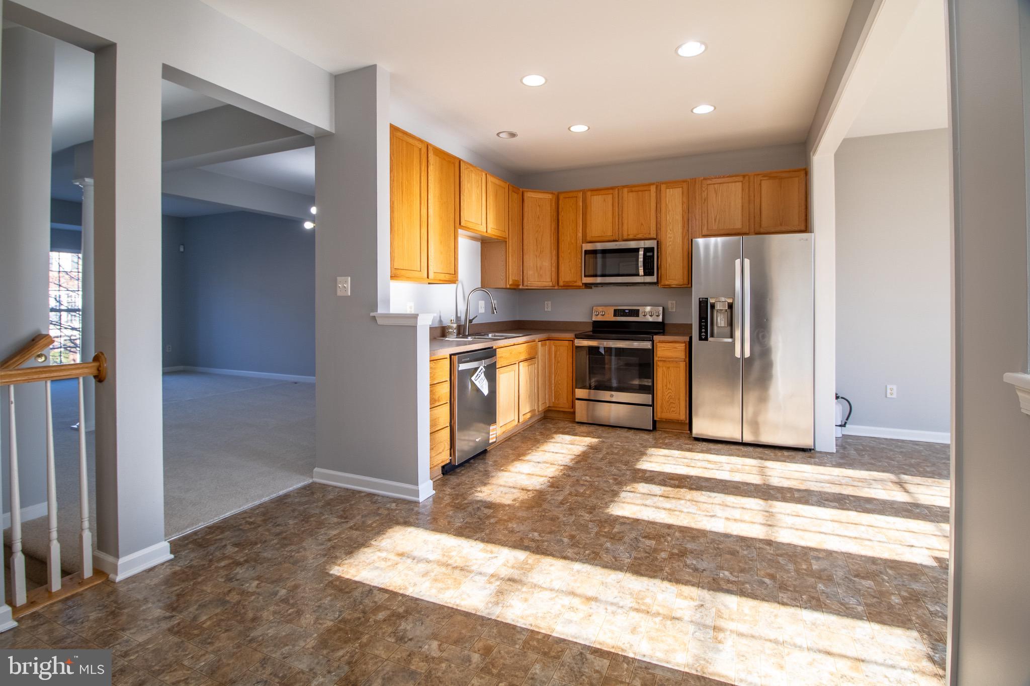 BROOKFIELD - Residential