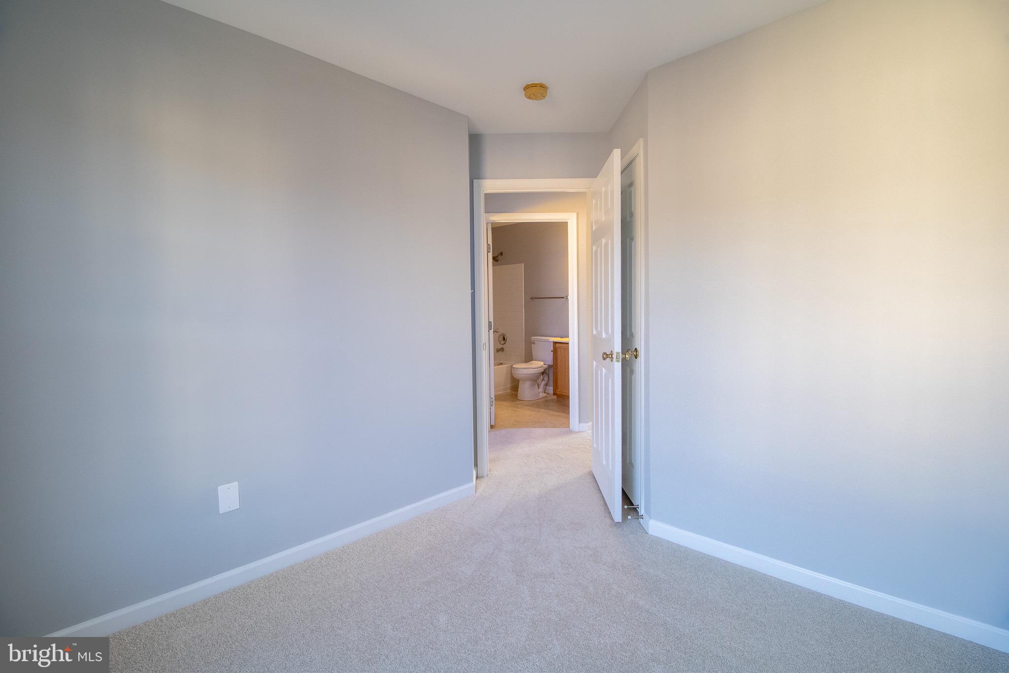 BROOKFIELD - Residential