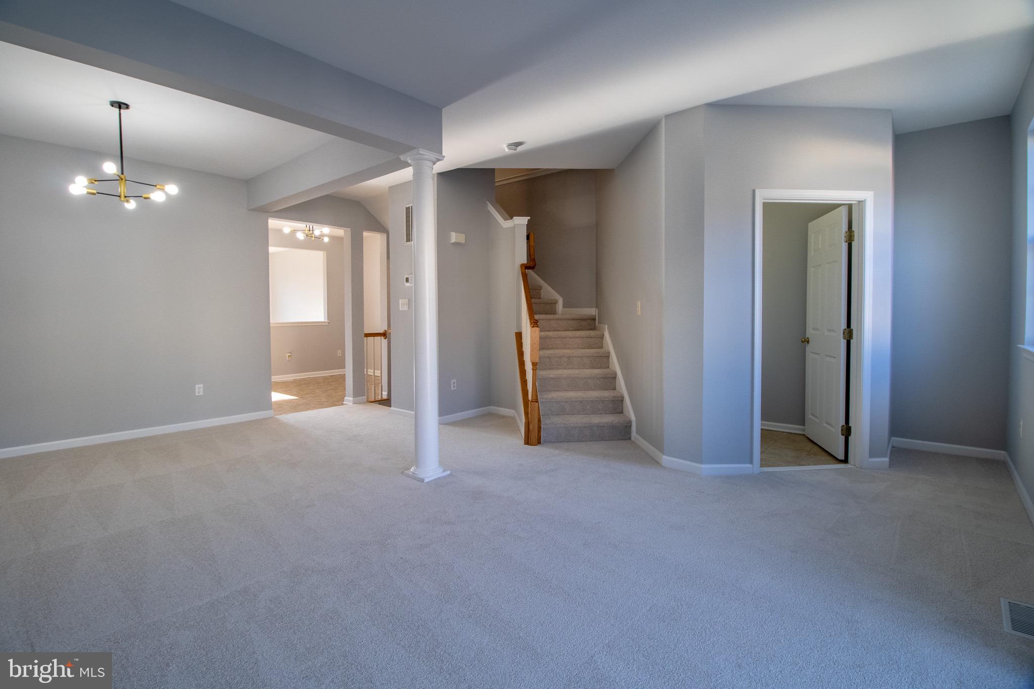 BROOKFIELD - Residential