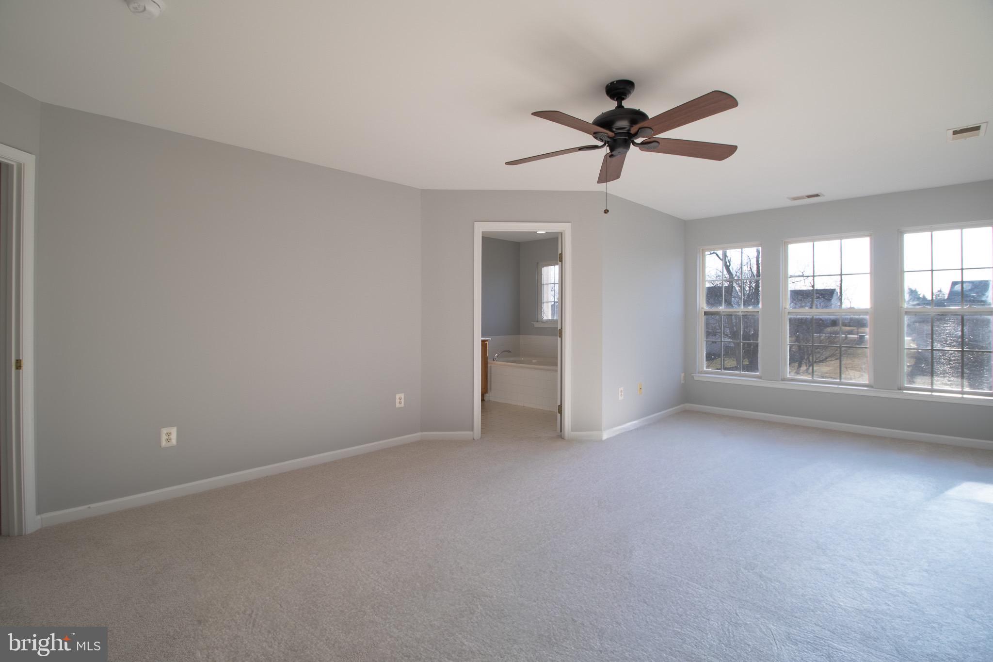 BROOKFIELD - Residential