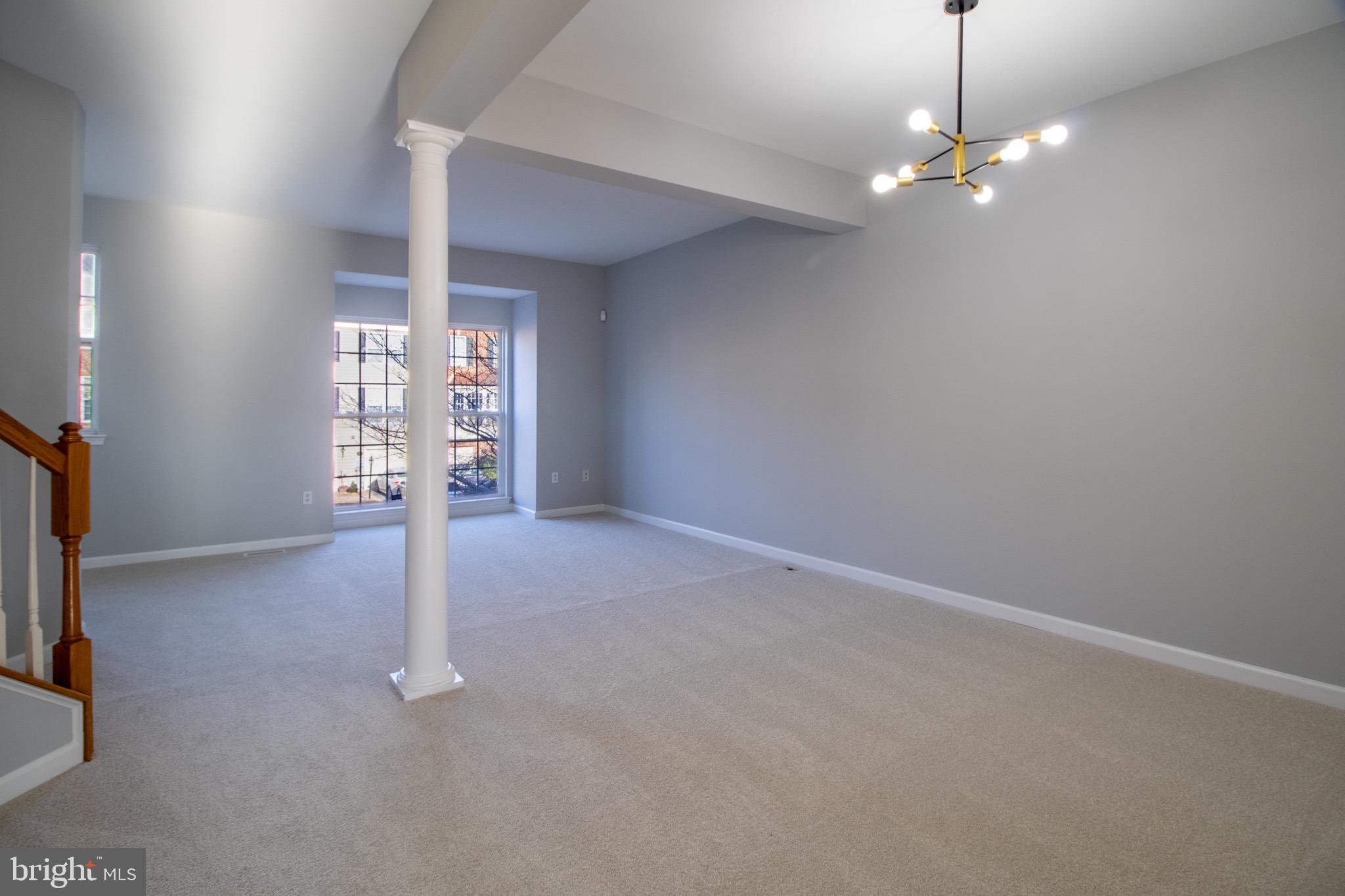 BROOKFIELD - Residential