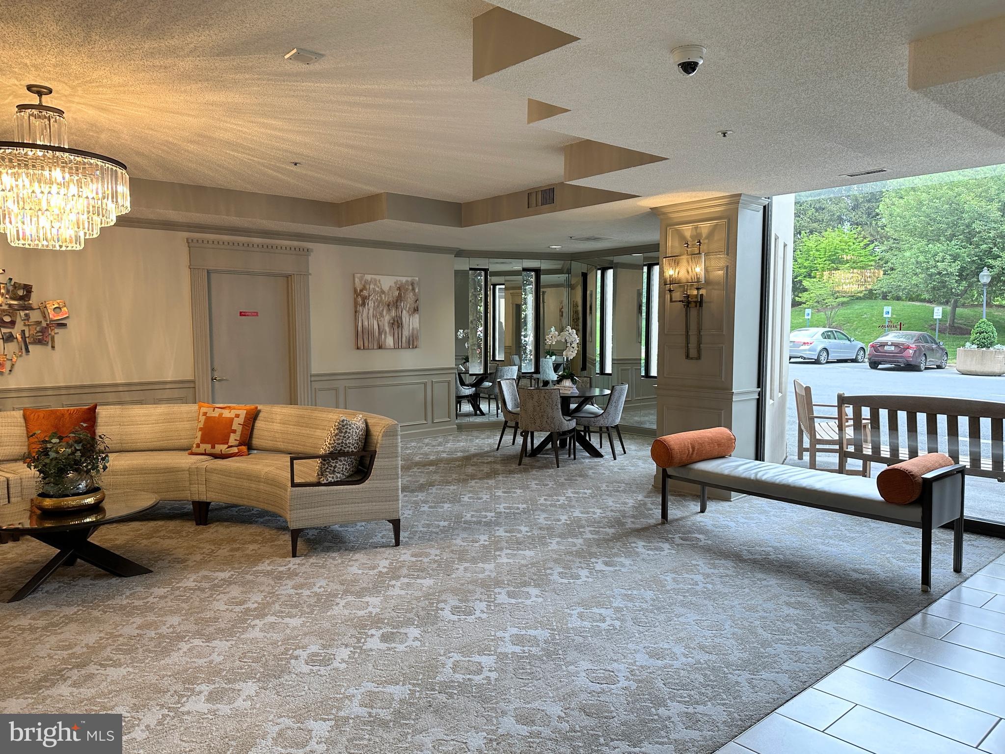 LEISURE WORLD - Residential