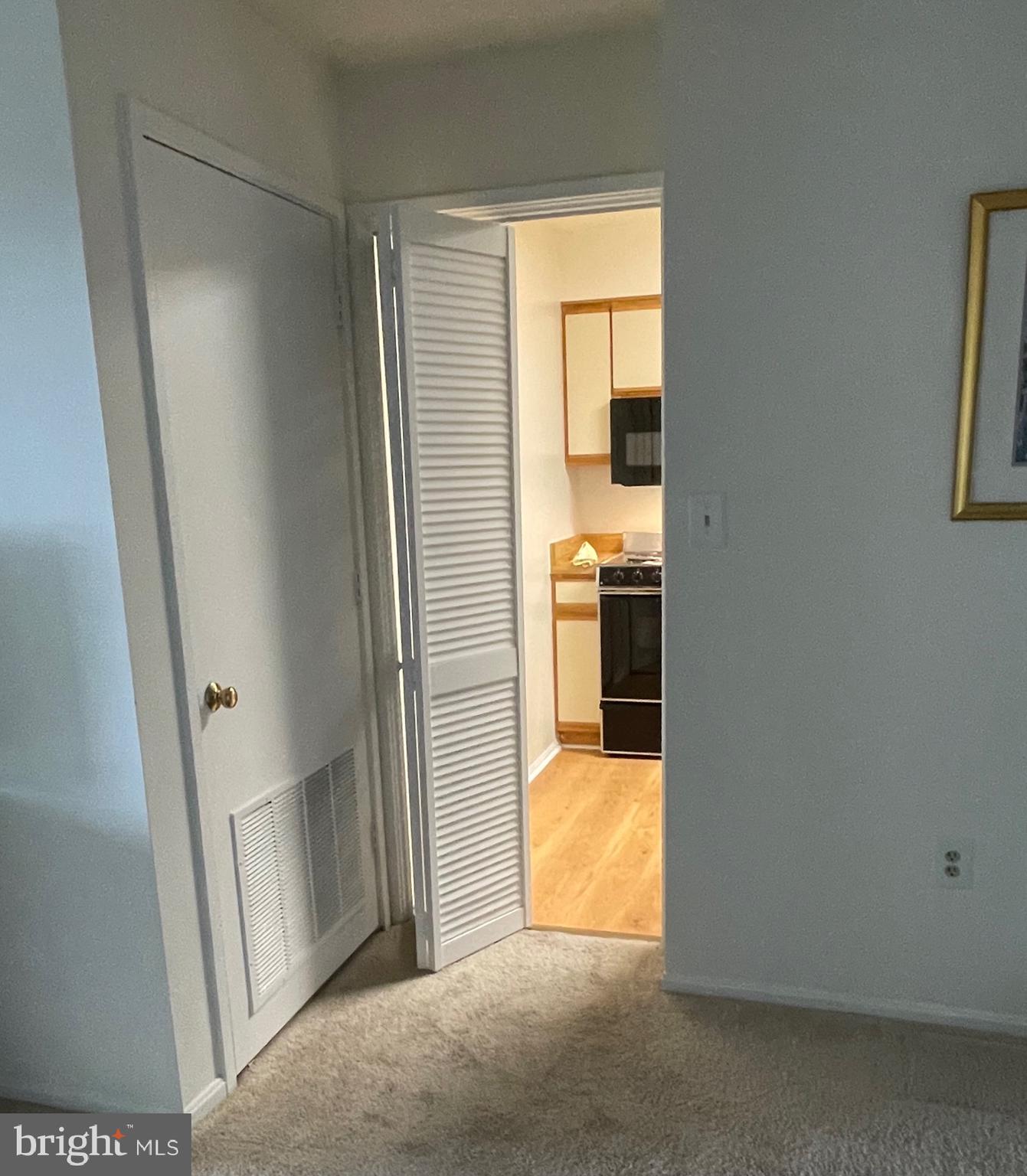 LEISURE WORLD - Residential