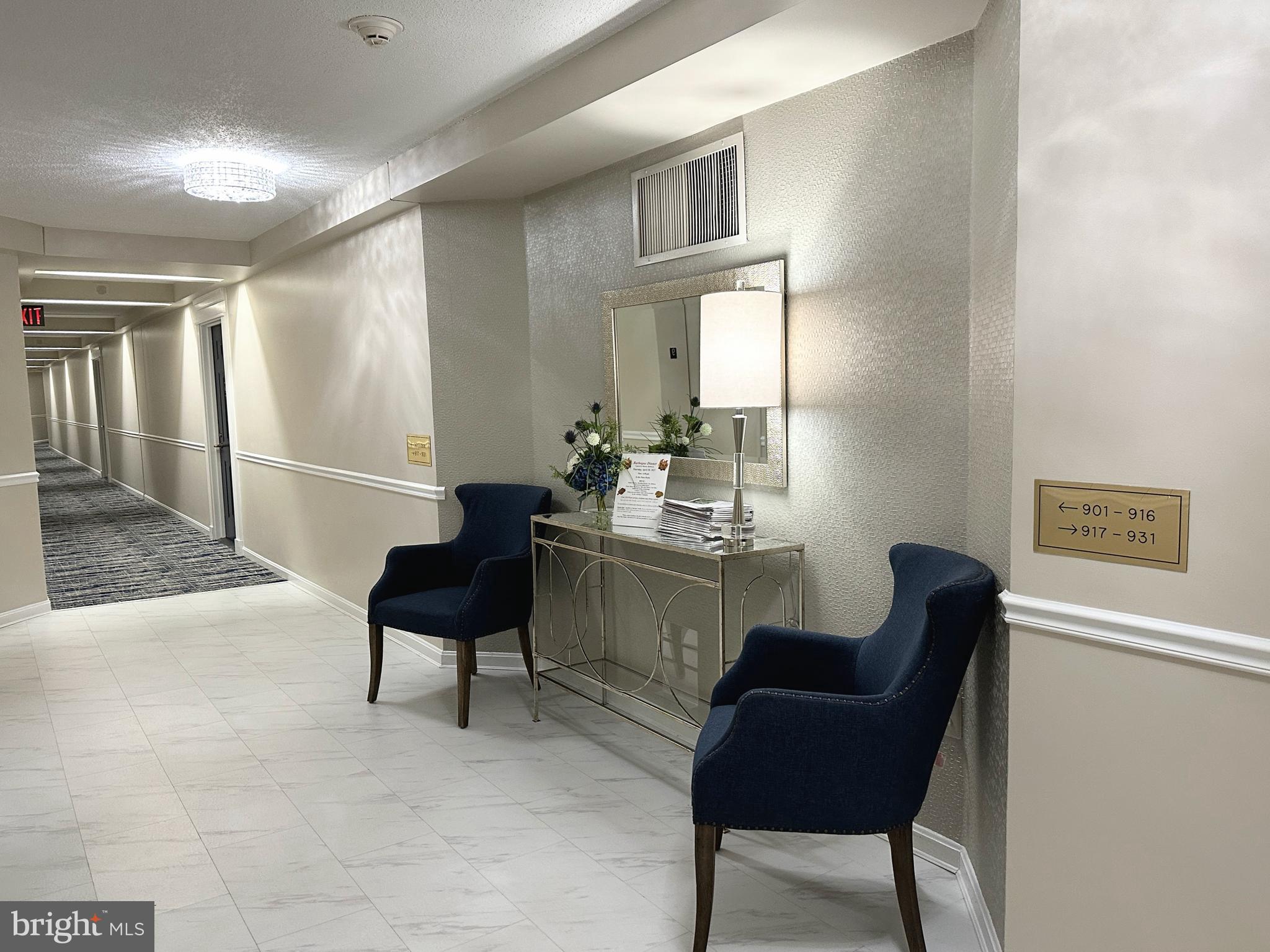 LEISURE WORLD - Residential