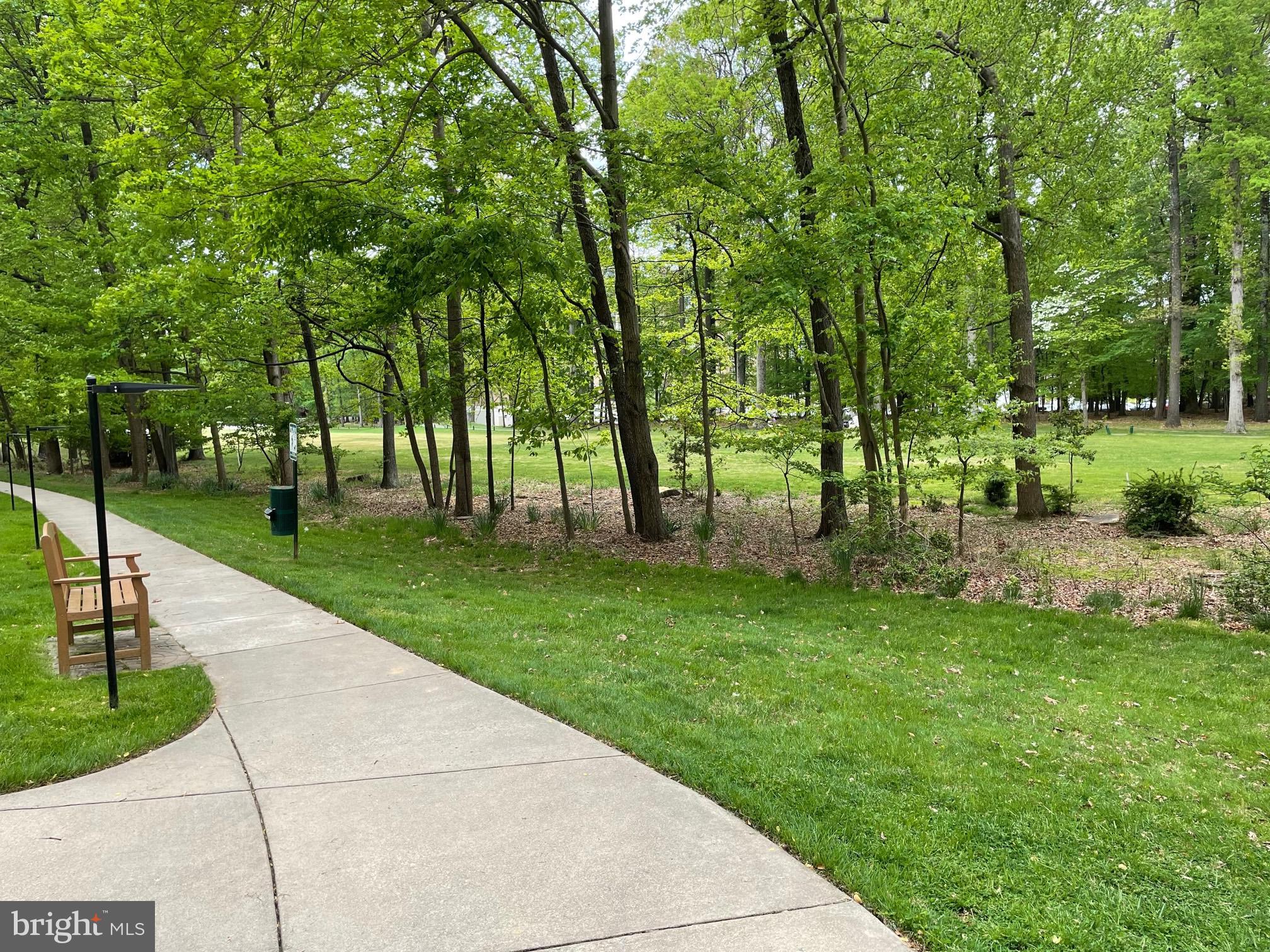 LEISURE WORLD - Residential