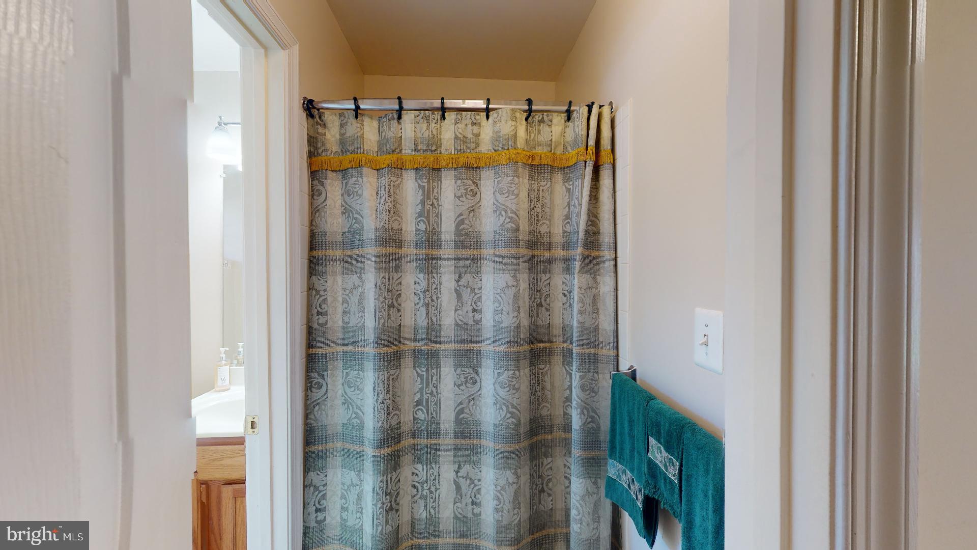 COLONY SQUARE- RSB PT PA - Residential