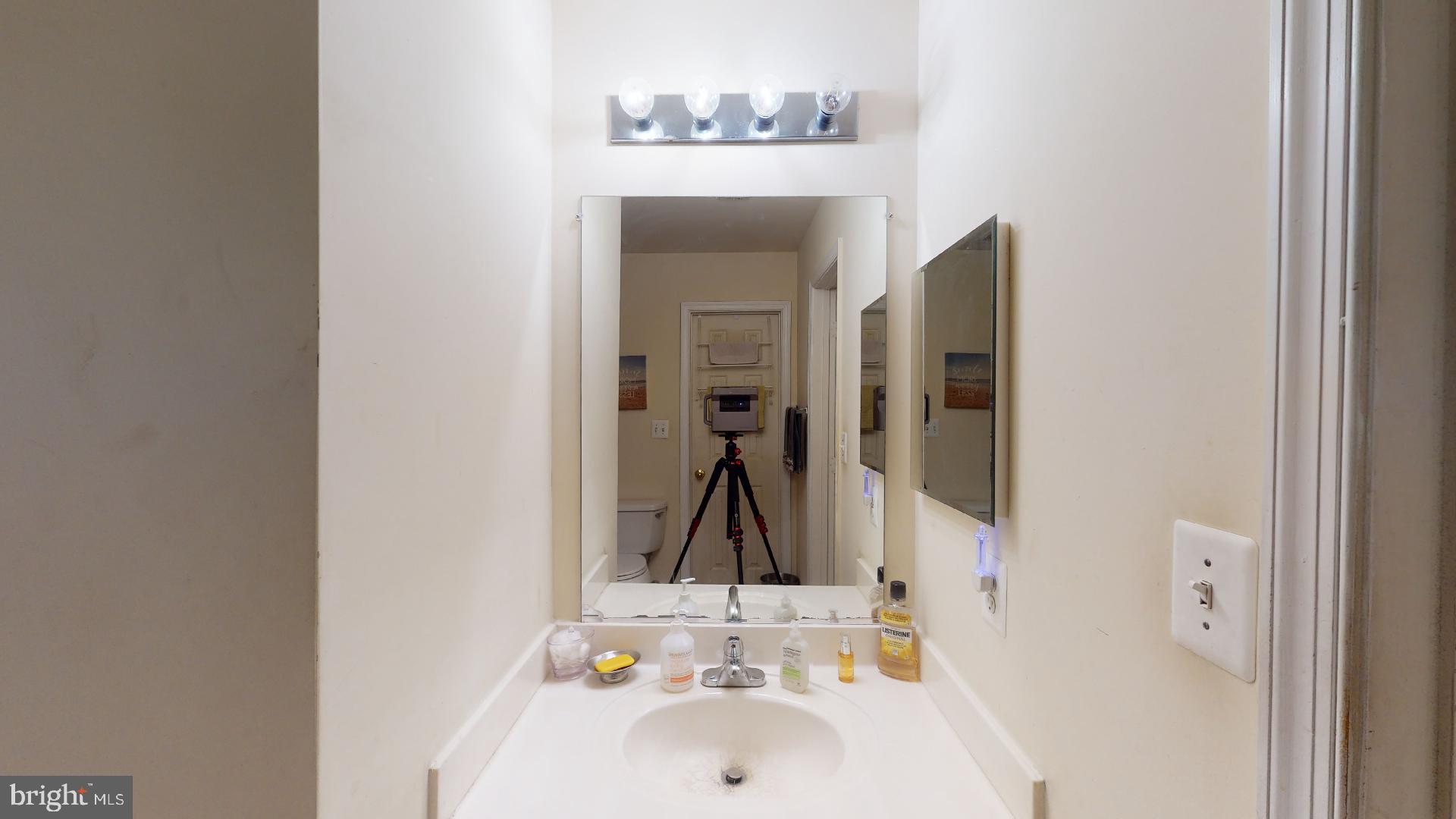 COLONY SQUARE- RSB PT PA - Residential