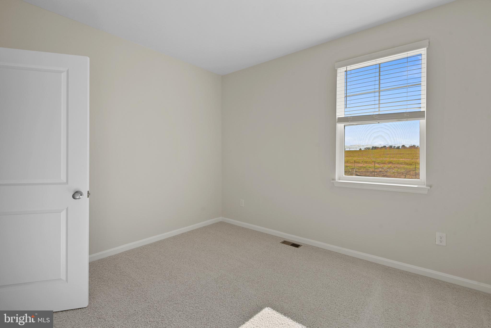 CREEKSIDE ESTATES - Residential