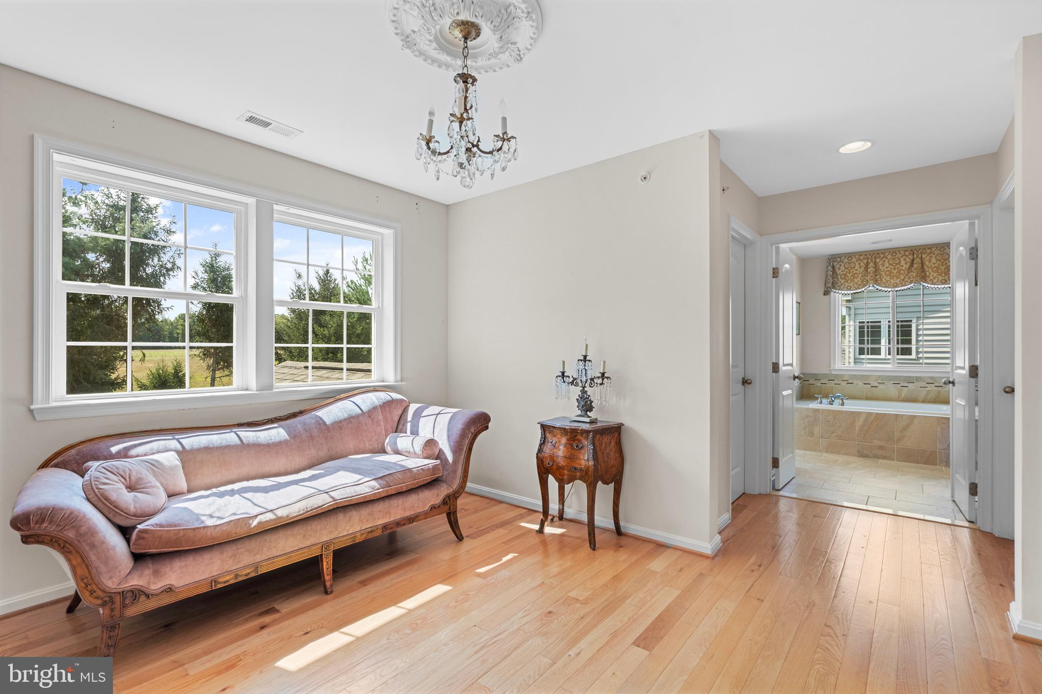 GOLF CLUB ESTATES - Residential