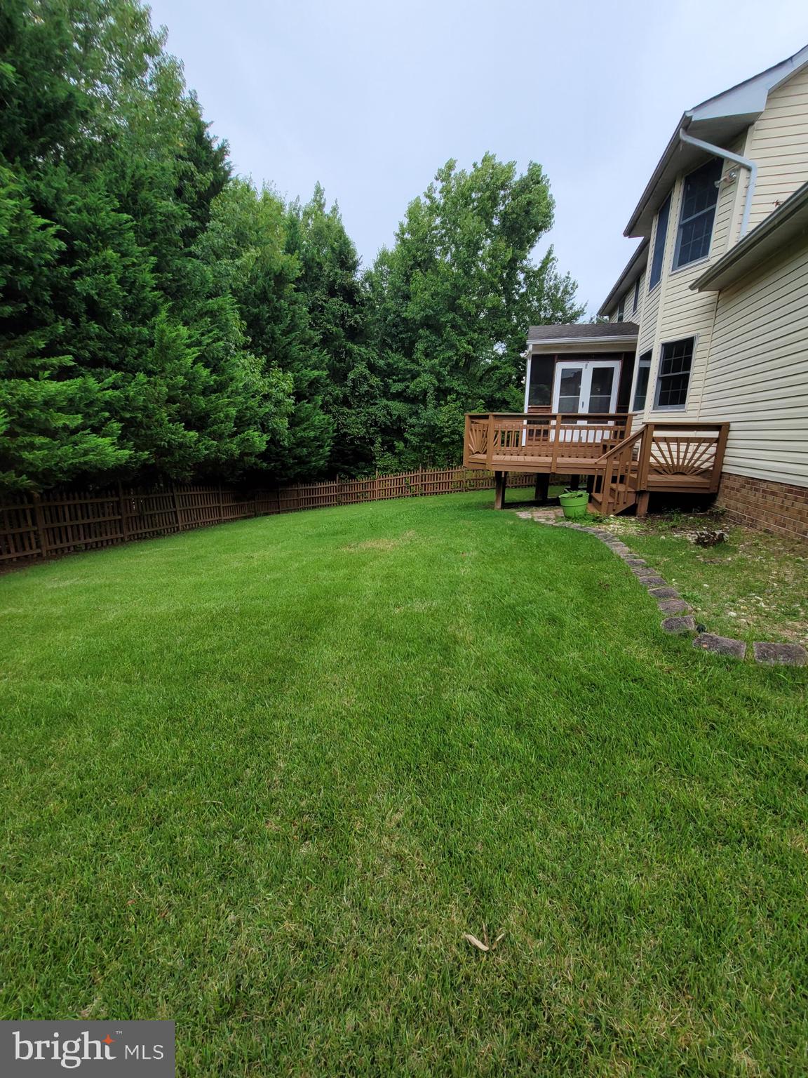 BERRY HILL MANOR - Residential Lease