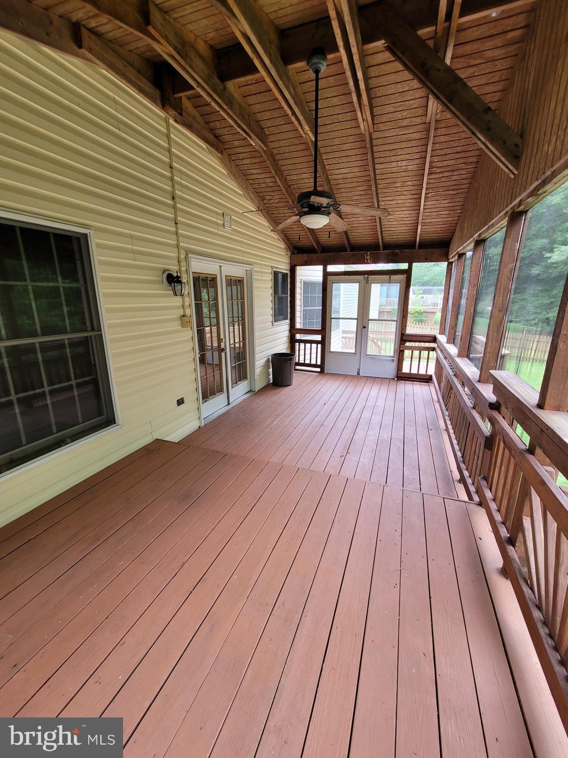 BERRY HILL MANOR - Residential Lease