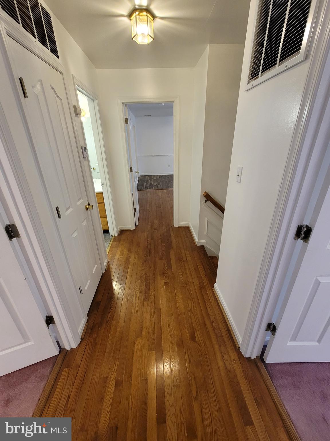 BERRY HILL MANOR - Residential Lease