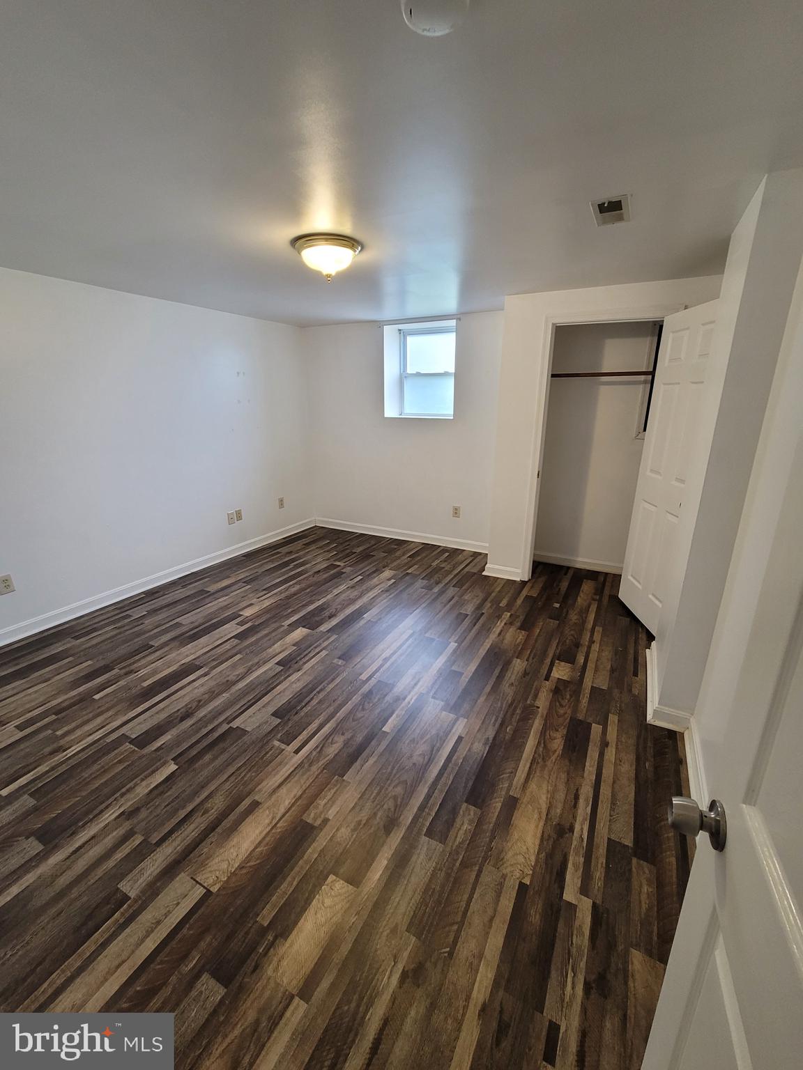 BERRY HILL MANOR - Residential Lease