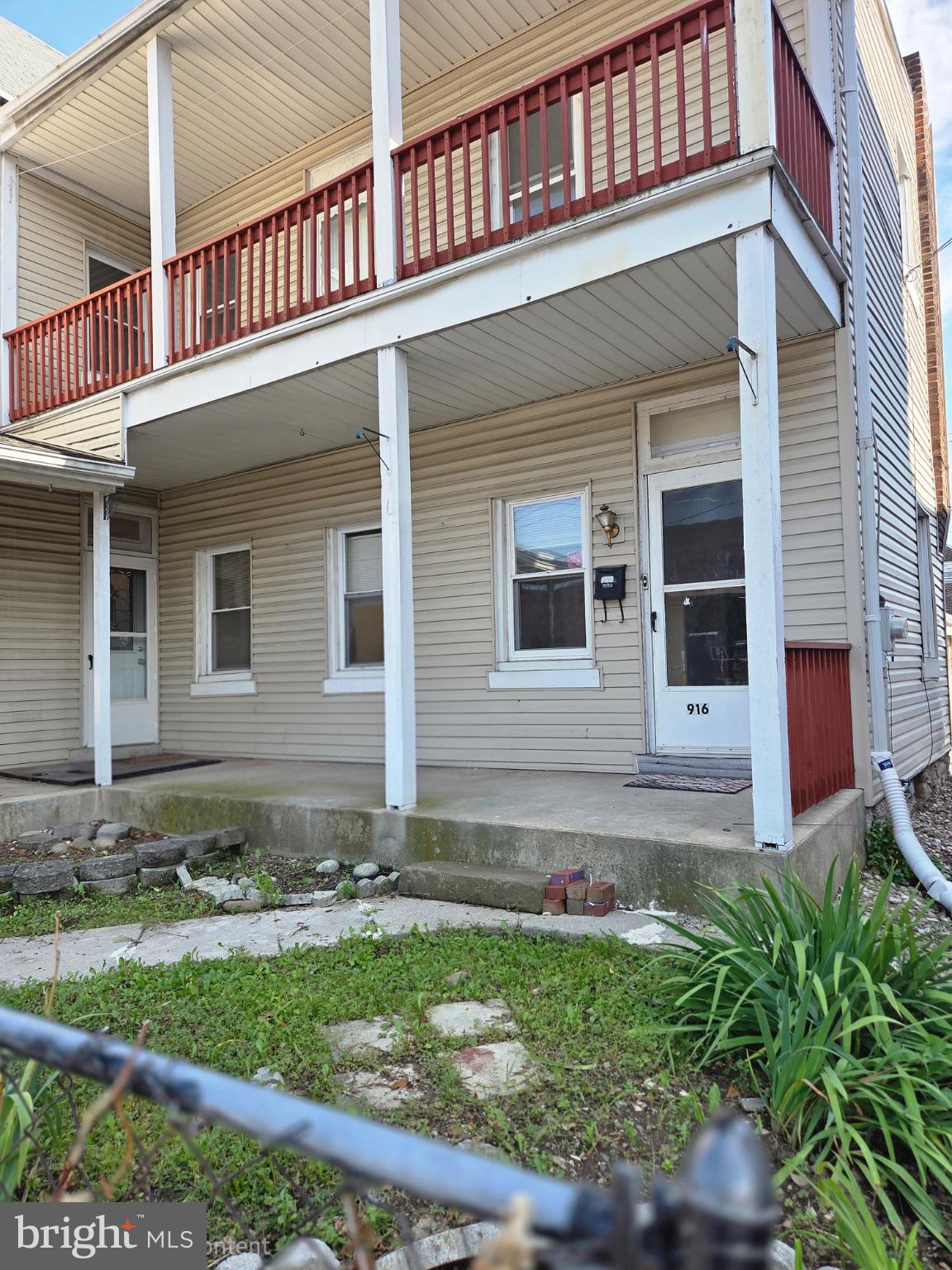 916 MIFFLIN STREET