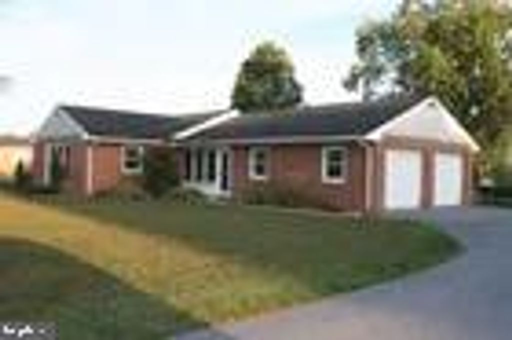 Photo of 747 Bruce Avenue, MOUNT JOY, PA 17552 (MLS # PALA2078182)
