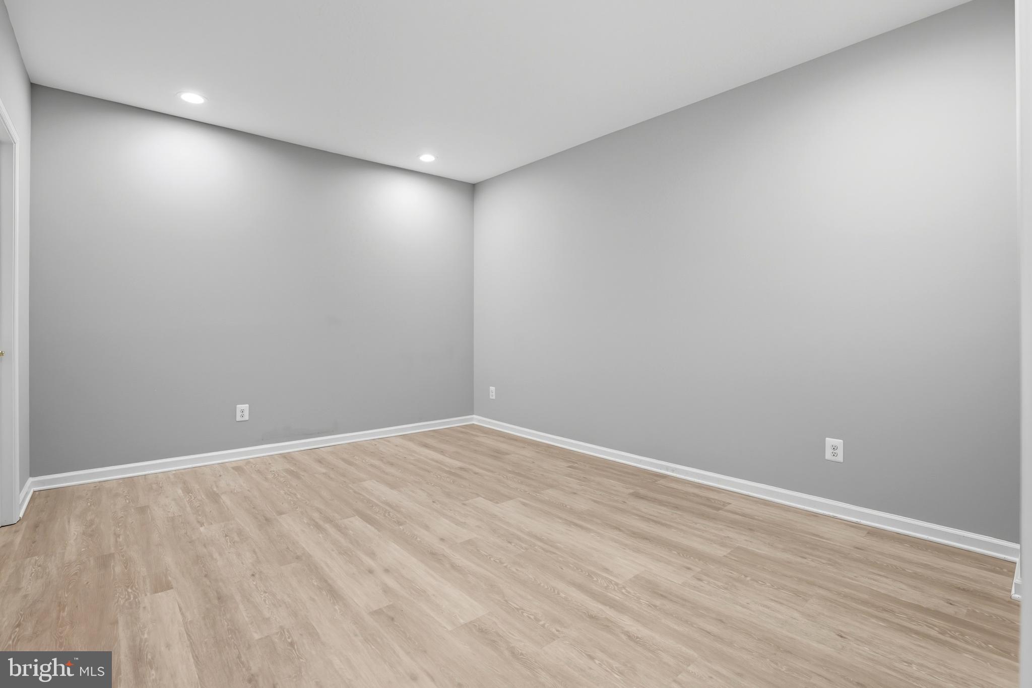 FALLSGROVE - Residential